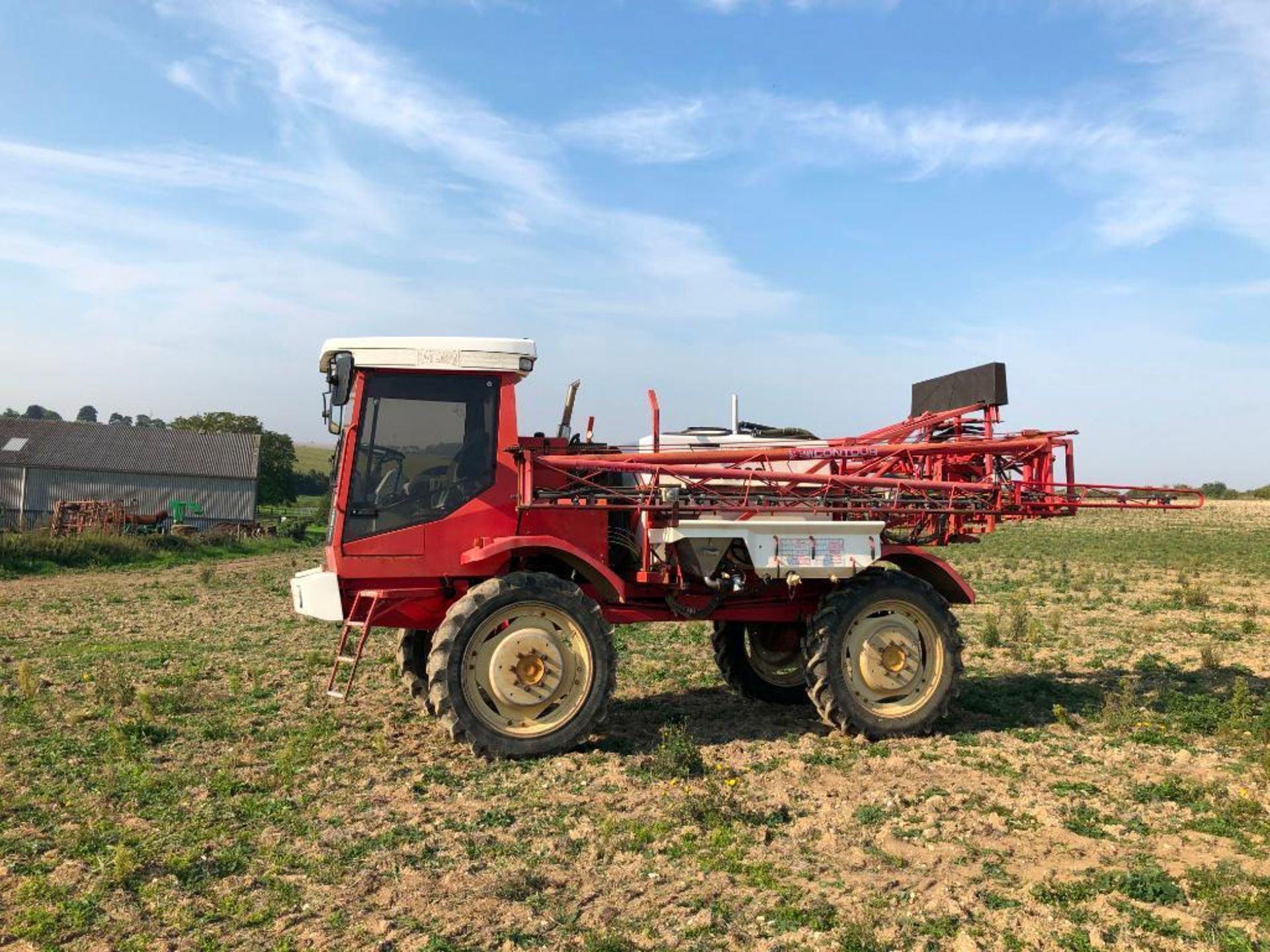 2000 Bateman RB15 24m self-propelled sprayer with 2500L tank, contour booms on 320/85R36 wheels and - Image 16 of 21