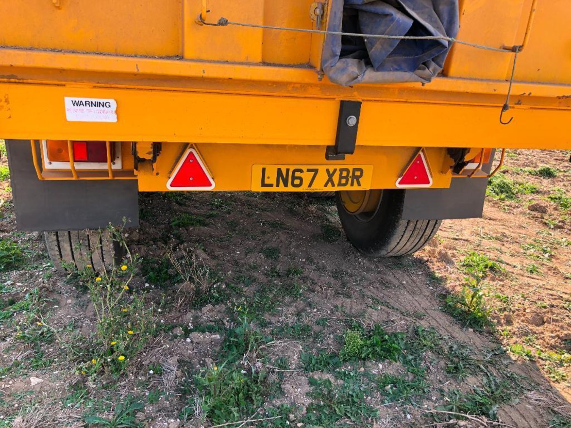 1999 Easterby trailers ET14 14t grain trailer with sprung drawbar, hydraulic tailgate and grain chut - Image 11 of 12