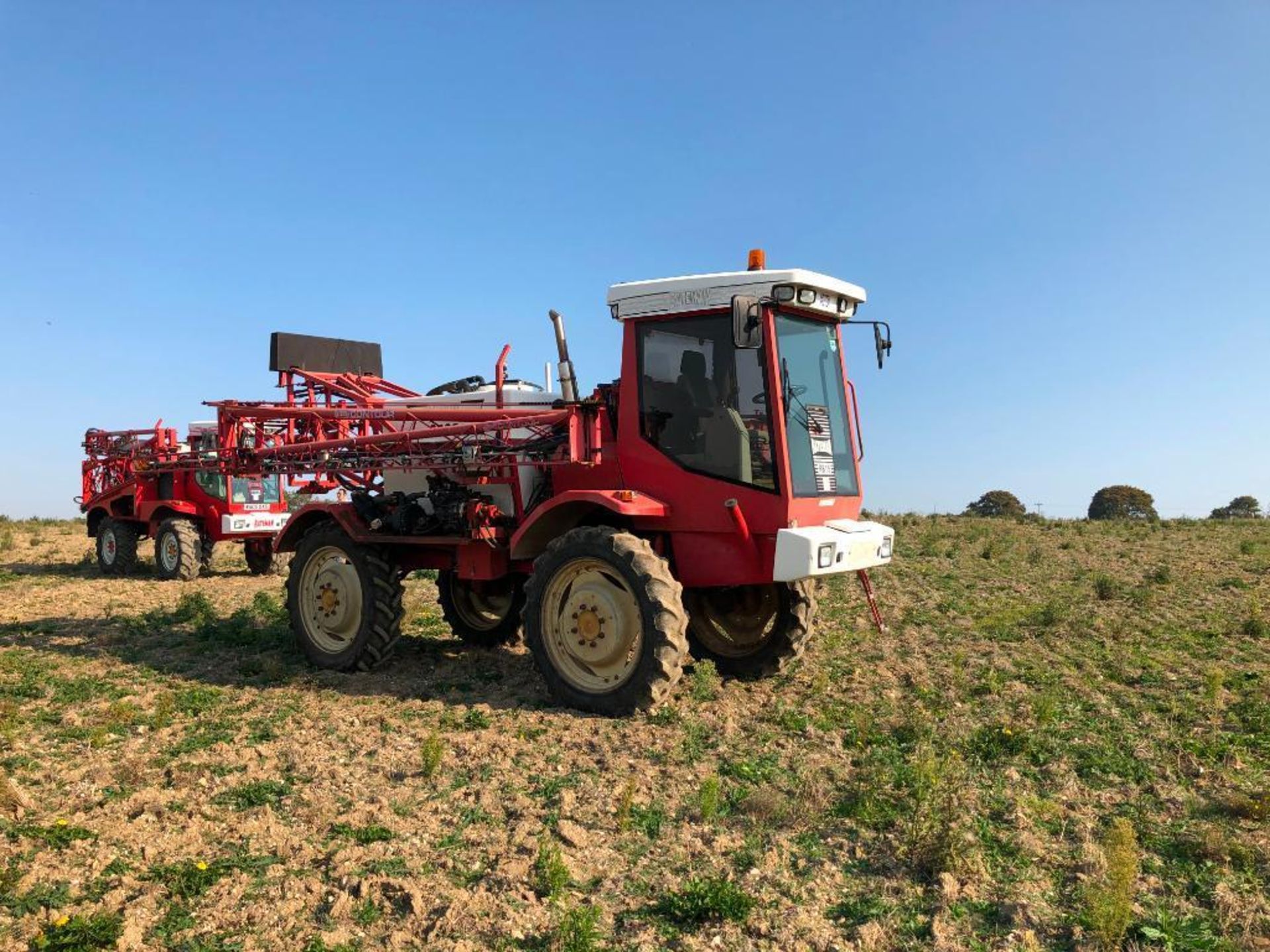 2000 Bateman RB15 24m self-propelled sprayer with 2500L tank, contour booms on 320/85R36 wheels and - Image 8 of 21