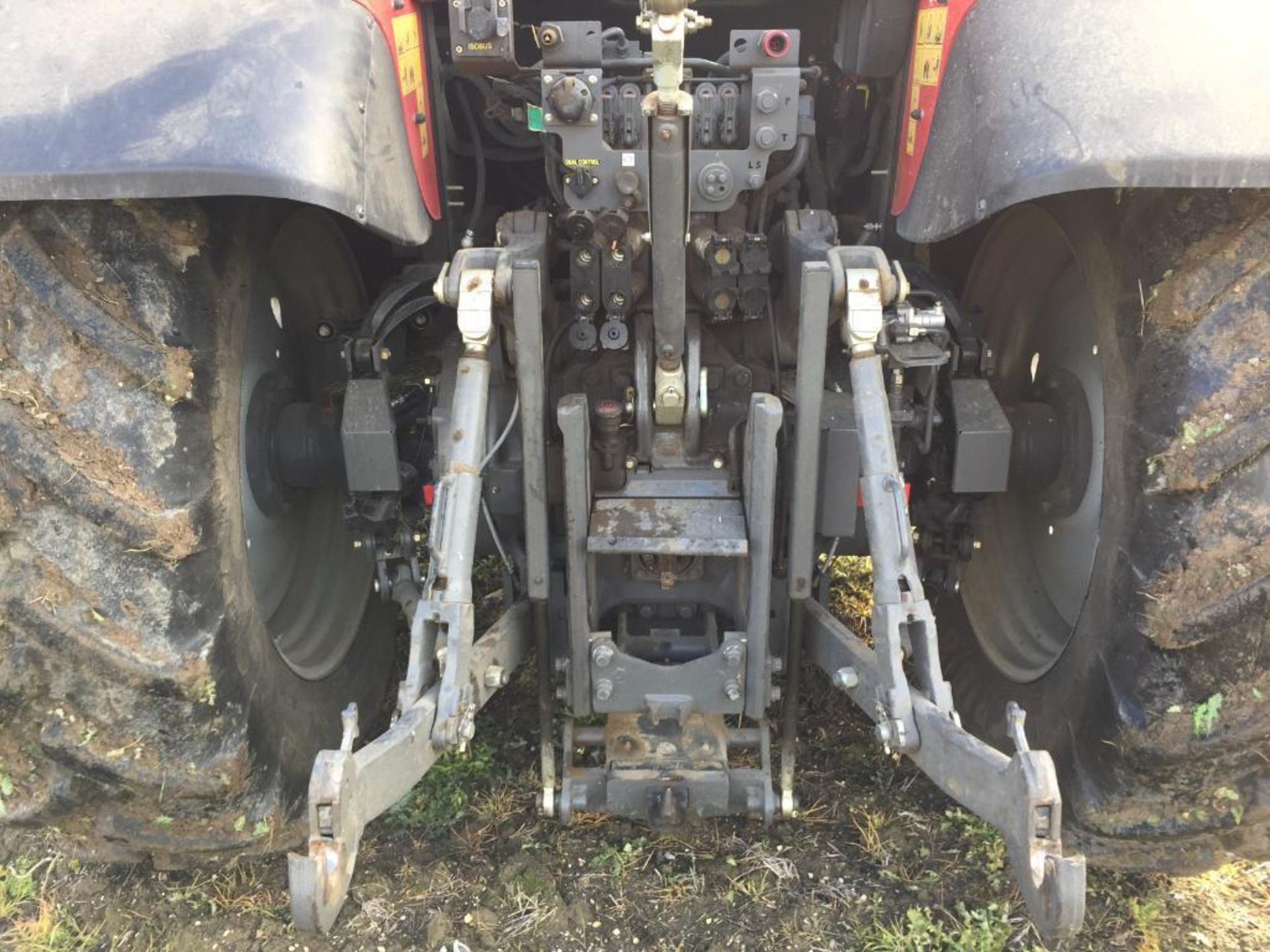 2015 Massey Ferguson 7618 Dyna VT 50Kph 4WD tractor with front linkage, front and cab suspension, 4 - Image 31 of 31