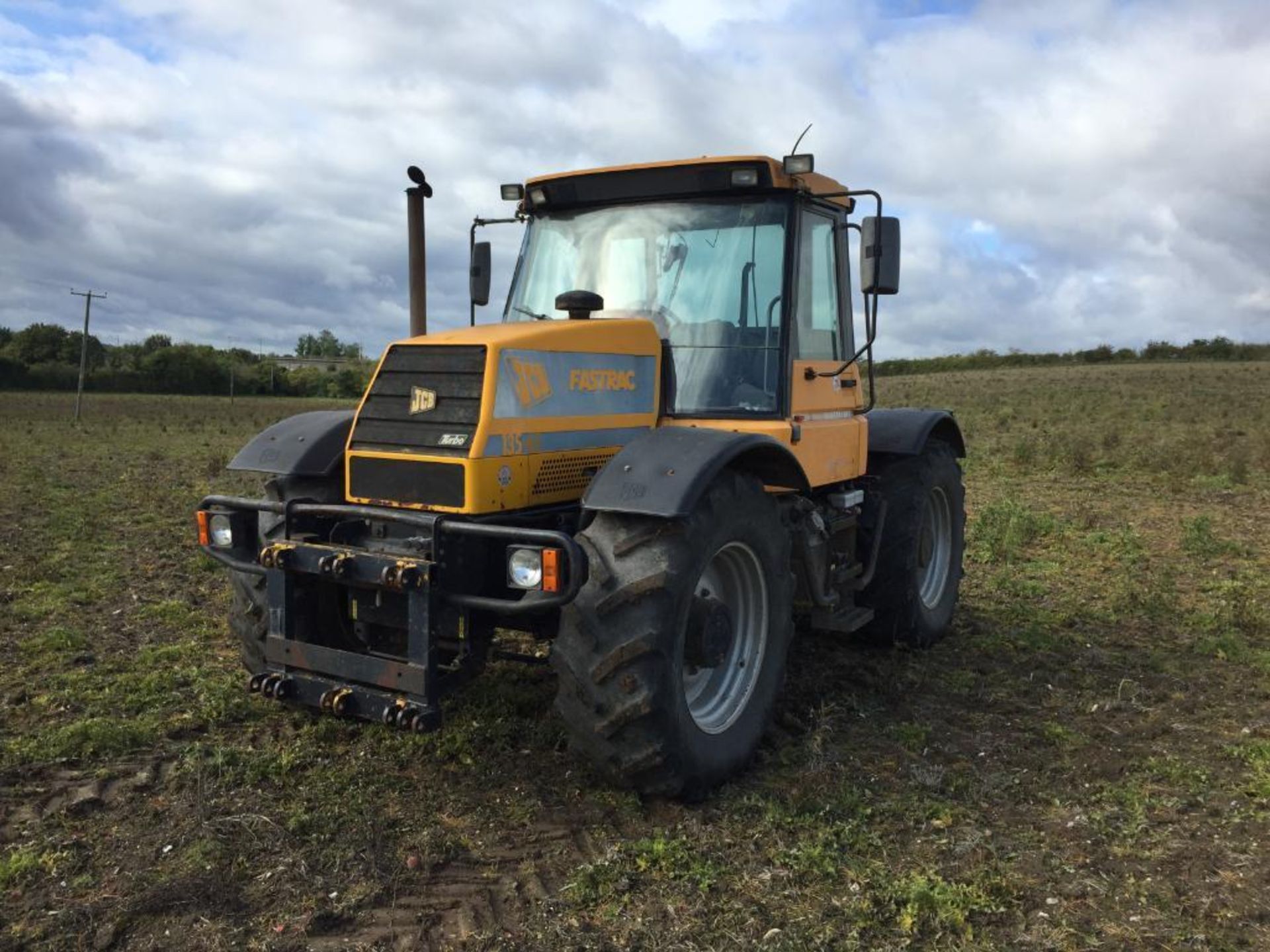 1994 JCB Fastrac 135-65 Selectronic turbo 60Kph 4WD tractor with 2 manual spools and front toolbar o - Image 9 of 23