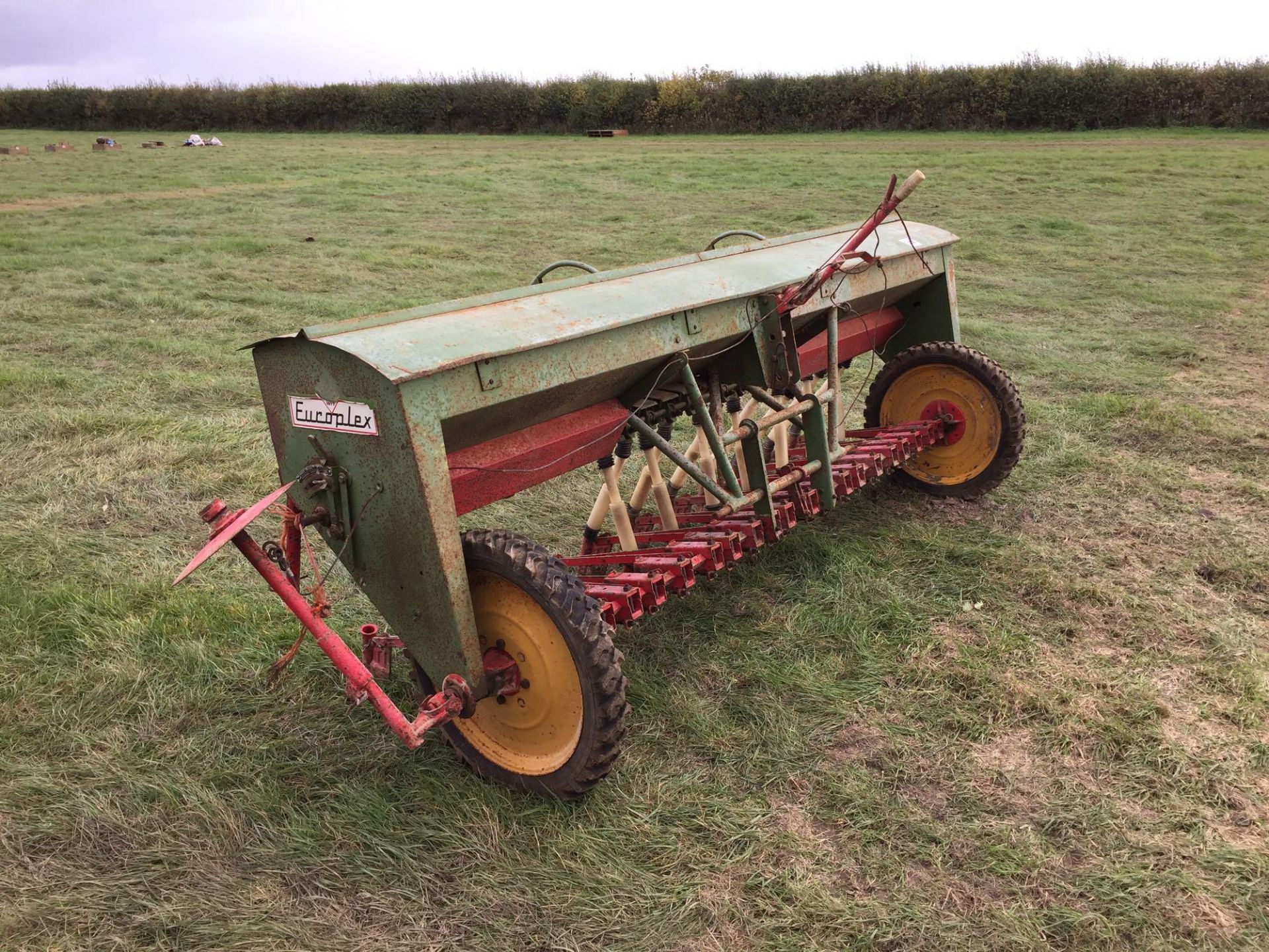 Europlex 2.5m linkage mounted drill with Suffolk Coulters and markers - Image 2 of 2