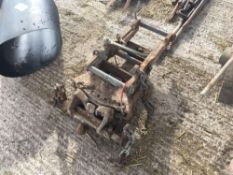 Massey Ferguson 1080 pick up hitch