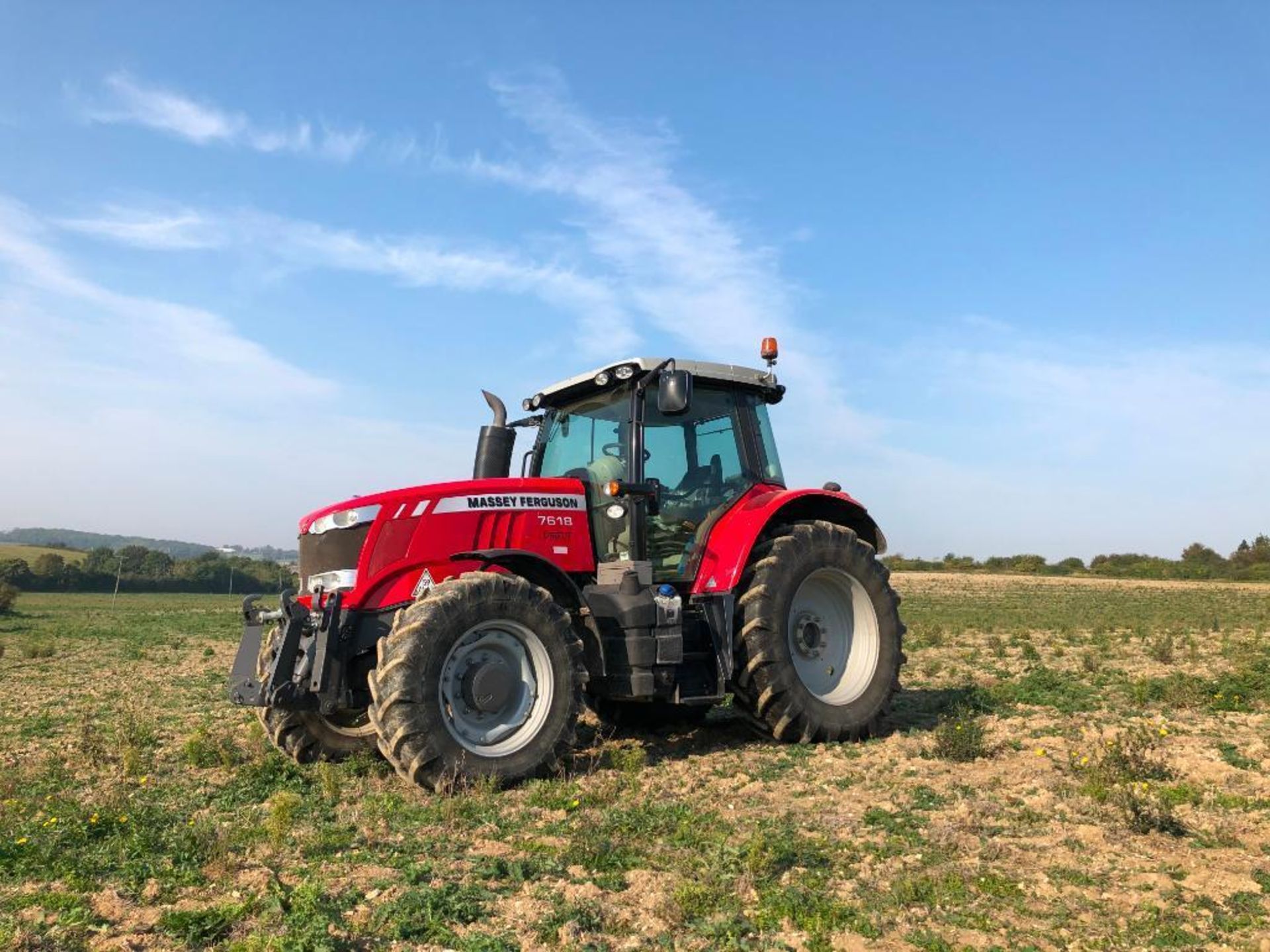 2015 Massey Ferguson 7618 Dyna VT 50Kph 4WD tractor with front linkage, front and cab suspension, 4 - Image 17 of 31