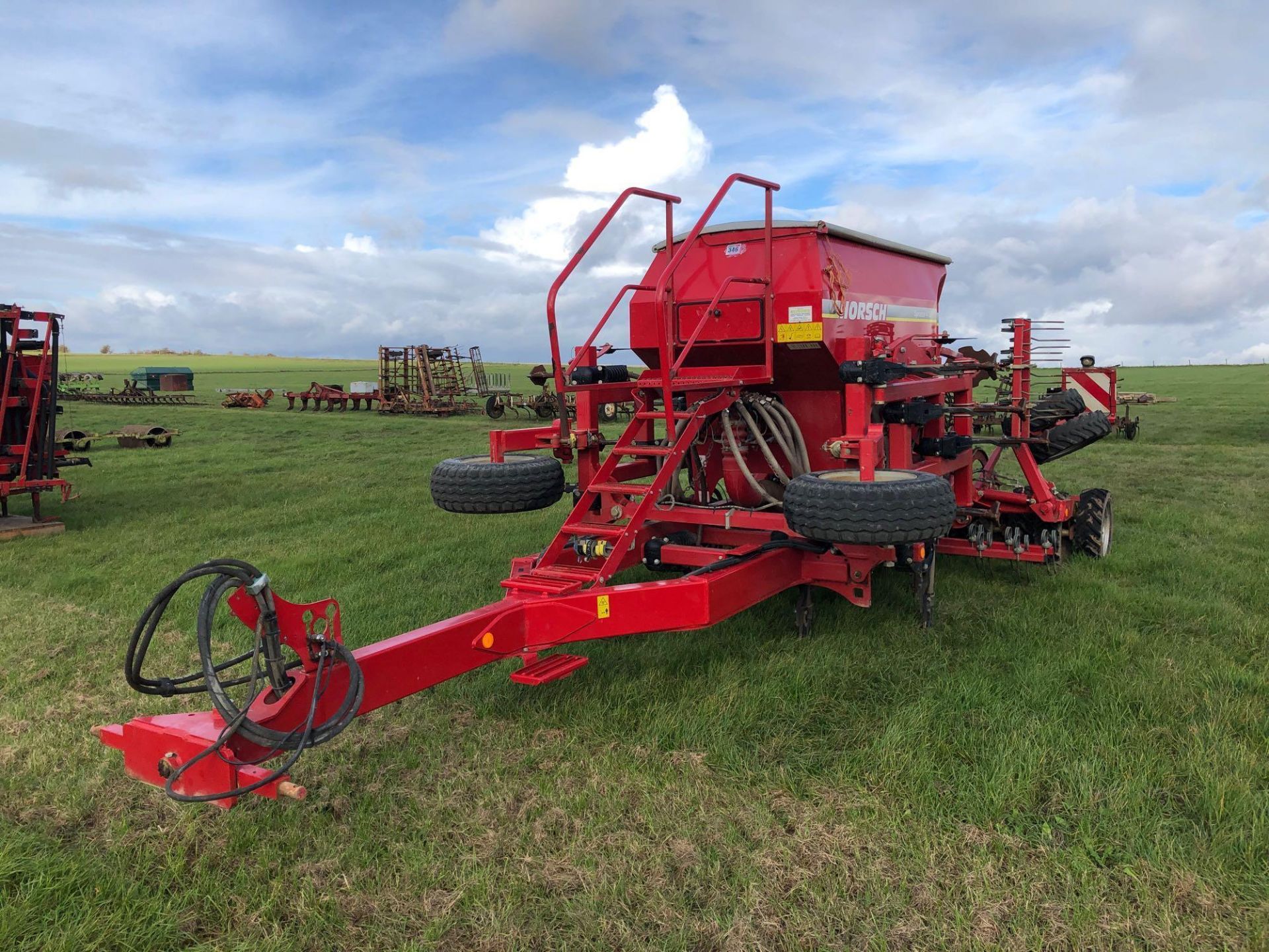 2012 Horsch 4ST Sprinter 4m hydraulic folding trailed drill with rear tyre packer and harrows. Seria