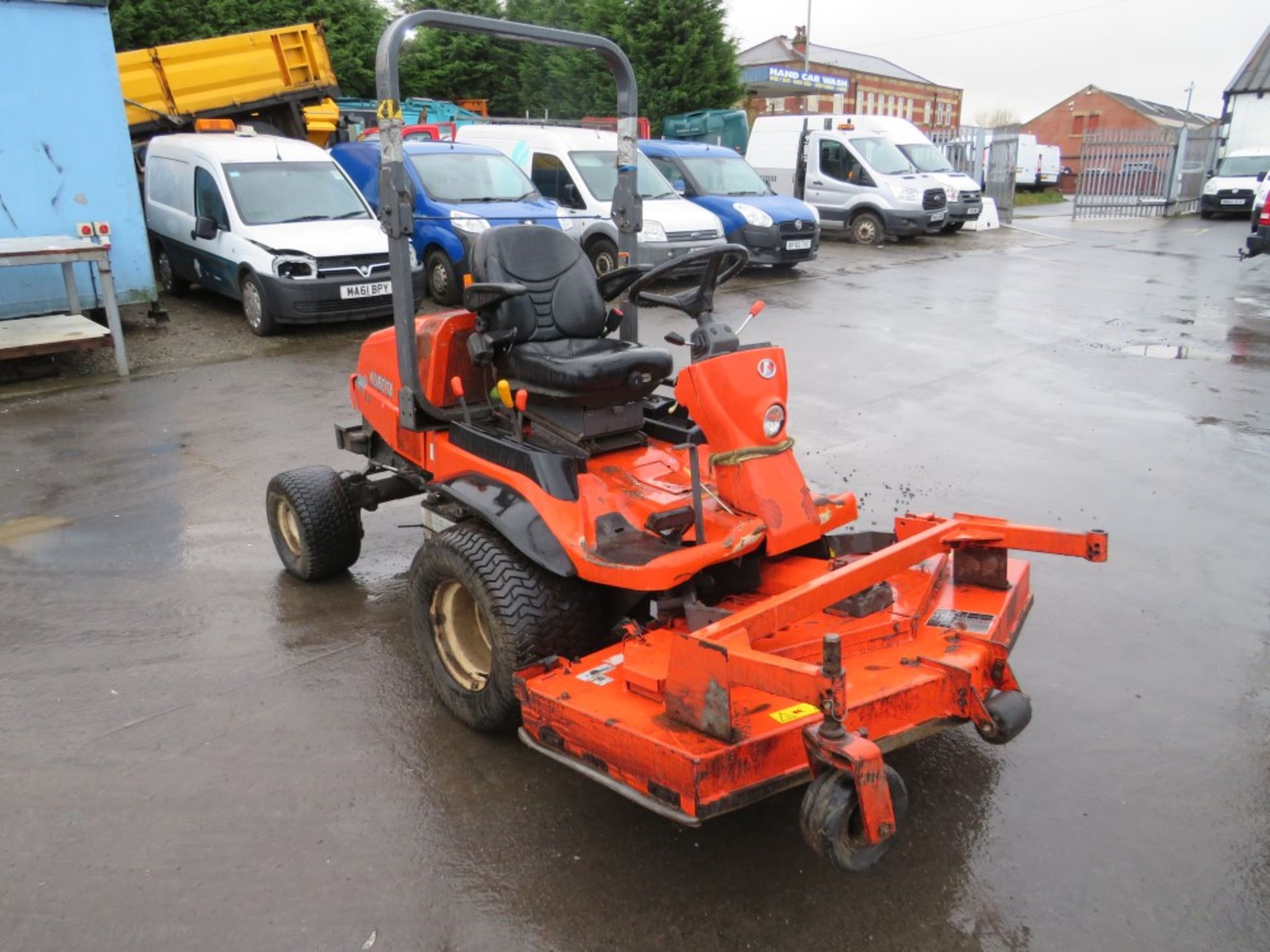 10 reg KUBOTA RIDE ON MOWER, 1977 HOURS NOT WARRANTED, NO V5 [+ VAT]