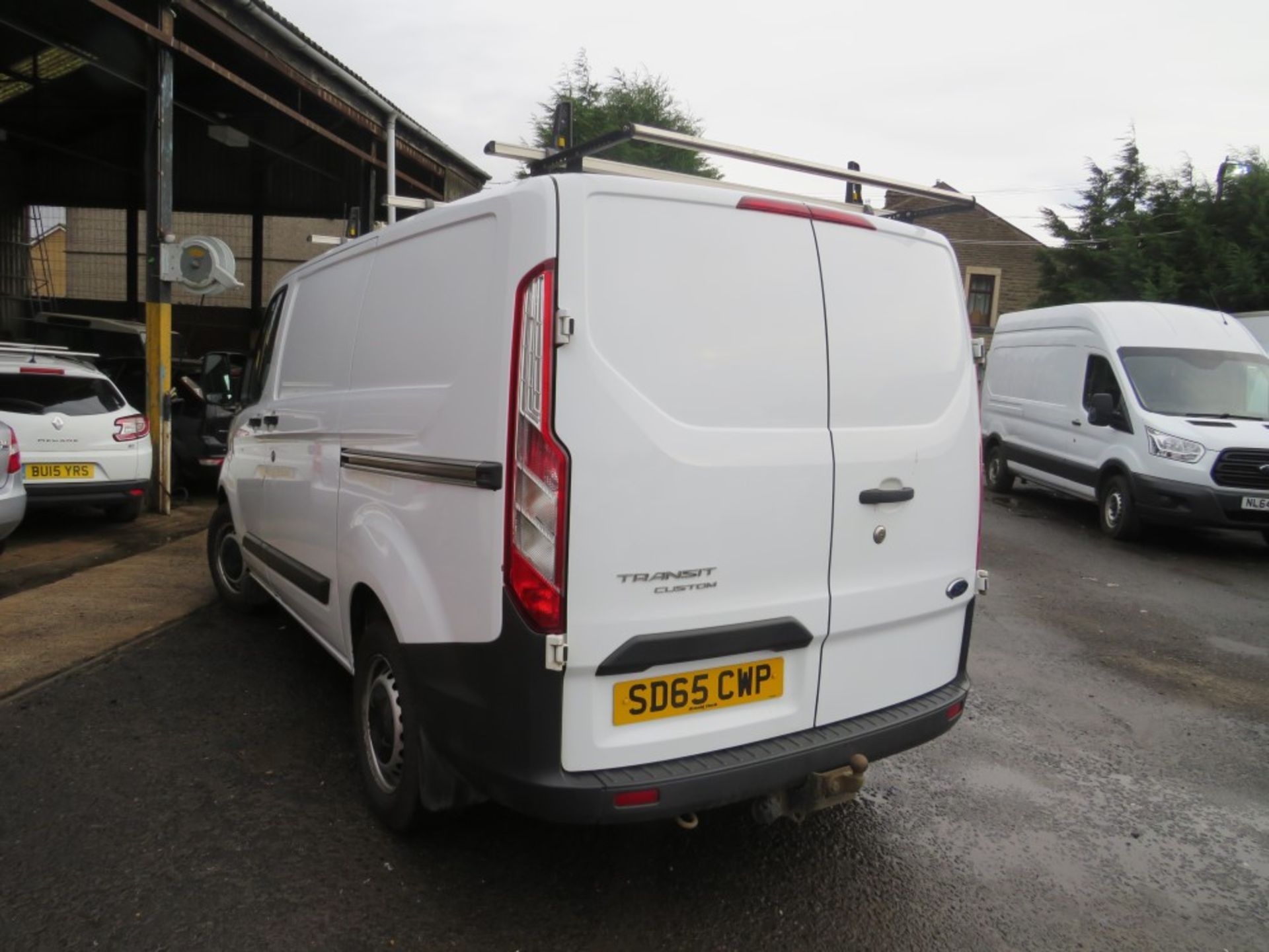 65 reg FORD TRANSIT CUSTOM 330 ECO-TECH, 1ST REG 11/15, TEST 11/20, 129867M WARRANTED, V5 HERE, 1 - Image 3 of 5