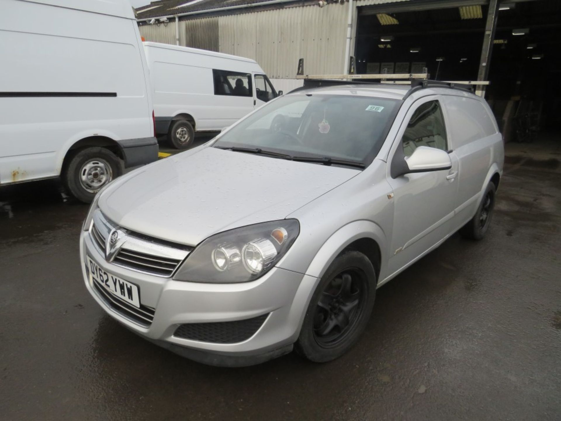 62 reg VAUXHALL ASTRA SPORTIVE CDTI VAN, 1ST REG 10/12, TEST 10/20, 233670M NOT WARRANTED, V5 - Image 2 of 6