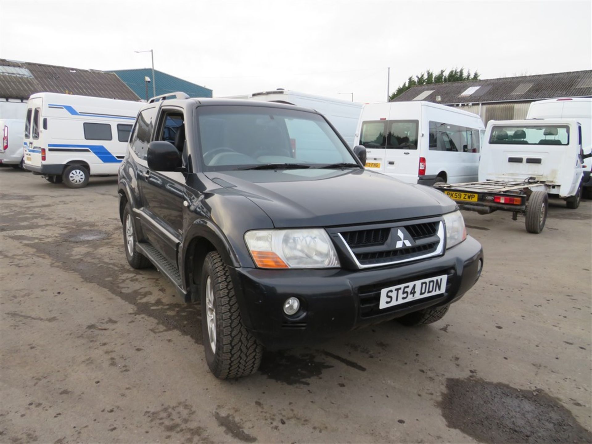 54 reg MITSUBISHI SHOGUN ELEGANCE 4WORK, 1ST REG 11/04, 168253M WARRANTED, V5 HERE, 1 FORMER