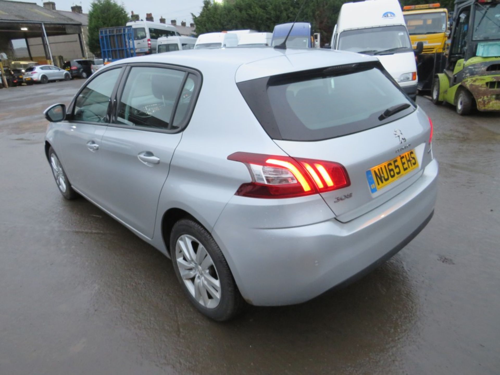 65 reg PEUGEOT 308 ACTIVE HDI BLUE S/S, 1ST REG 10/15, TEST 09/20, 103081M WARRANTED, V5 HERE, 1 - Image 3 of 5