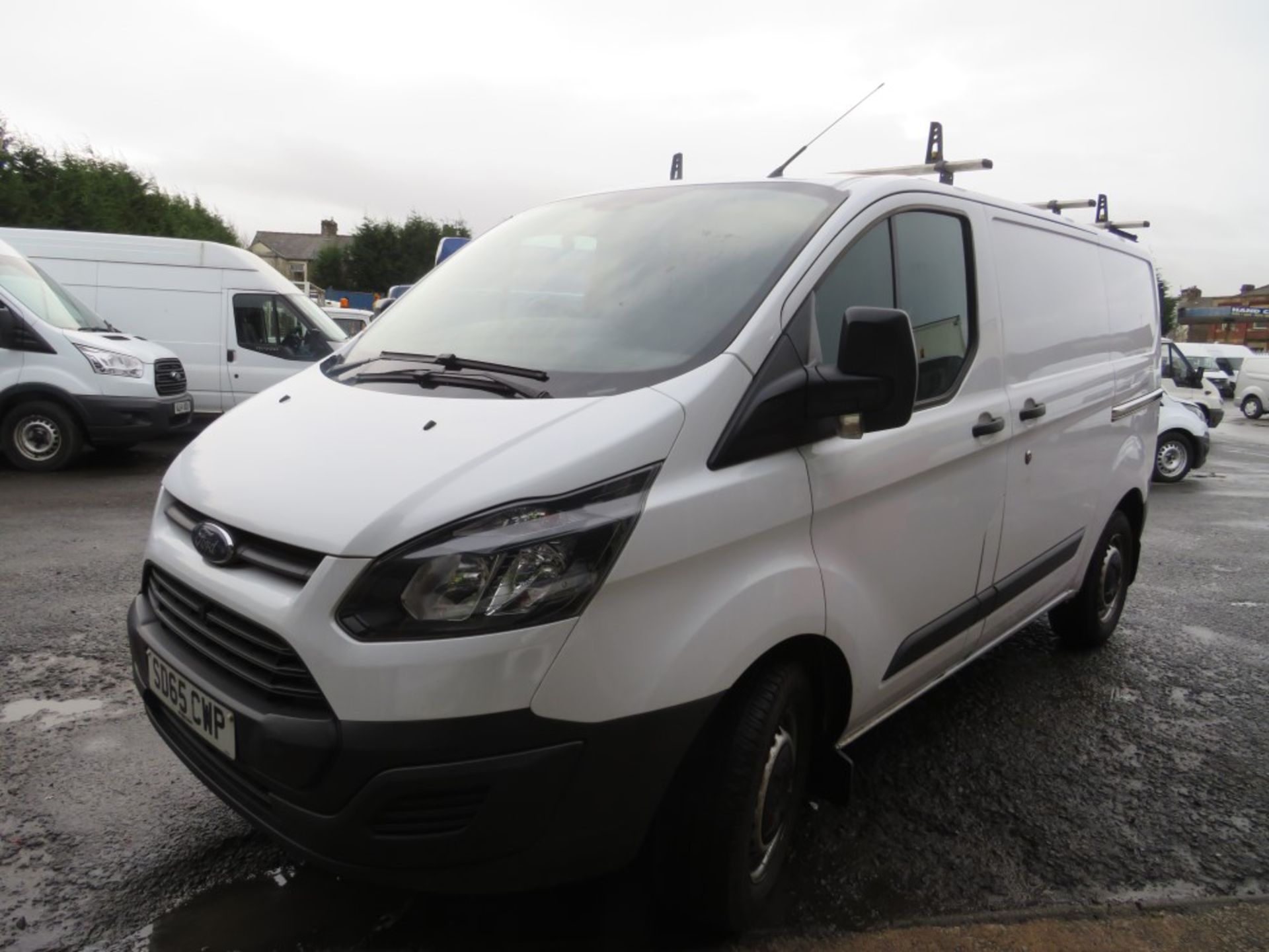 65 reg FORD TRANSIT CUSTOM 330 ECO-TECH, 1ST REG 11/15, TEST 11/20, 129867M WARRANTED, V5 HERE, 1 - Image 2 of 5