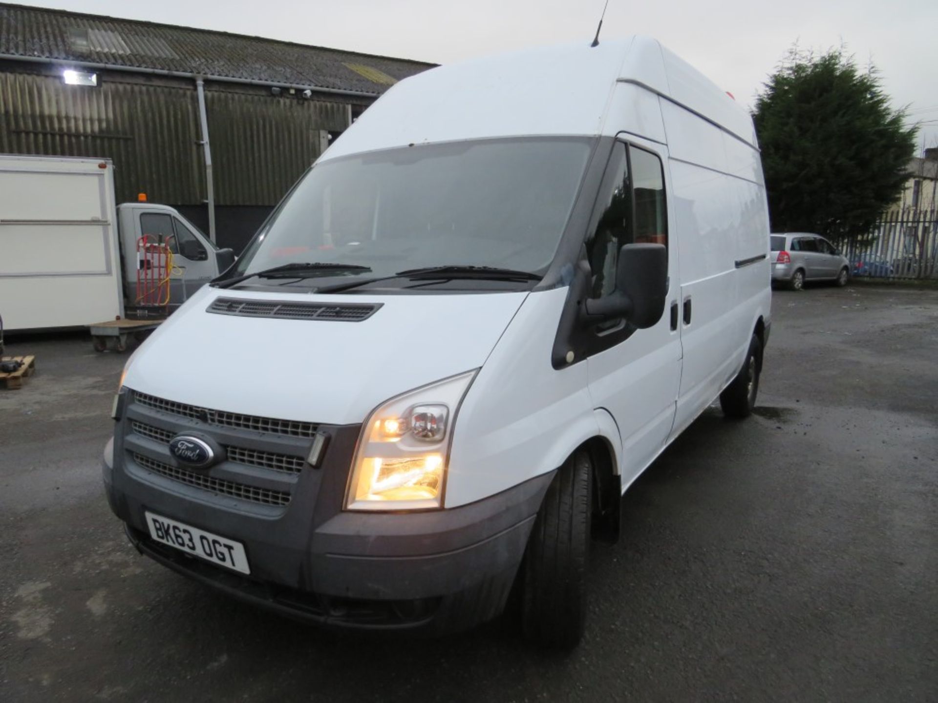63 reg FORD TRANSIT 125 T350 RWD, 1ST REG 09/13, TEST 11/20, 72256M WARRANTED, V5 HERE, 1 OWNER FROM - Image 2 of 6