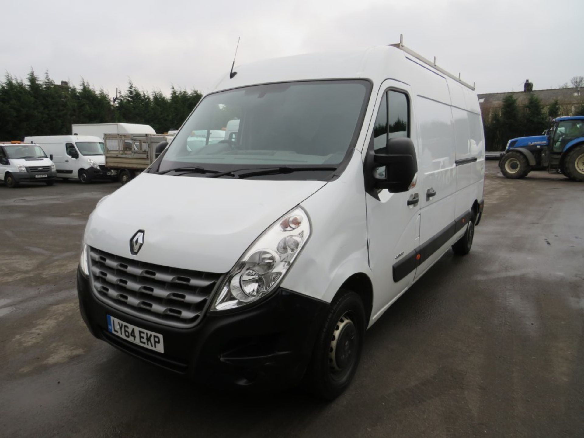 64 reg RENAULT MASTER LM35 DCI 100, 1ST REG 12/14, TEST 02/20, 118706M WARRANTED, V5 HERE, 1 OWNER - Image 2 of 6