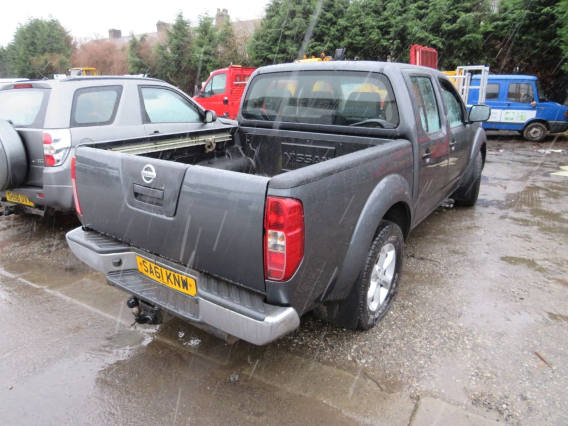 61 reg NISSAN NAVARA ACENTA D/C DCI, 1ST REG 09/11, 149854M NOT WARRANTED, V5 HERE, 1 FORMER - Image 4 of 5