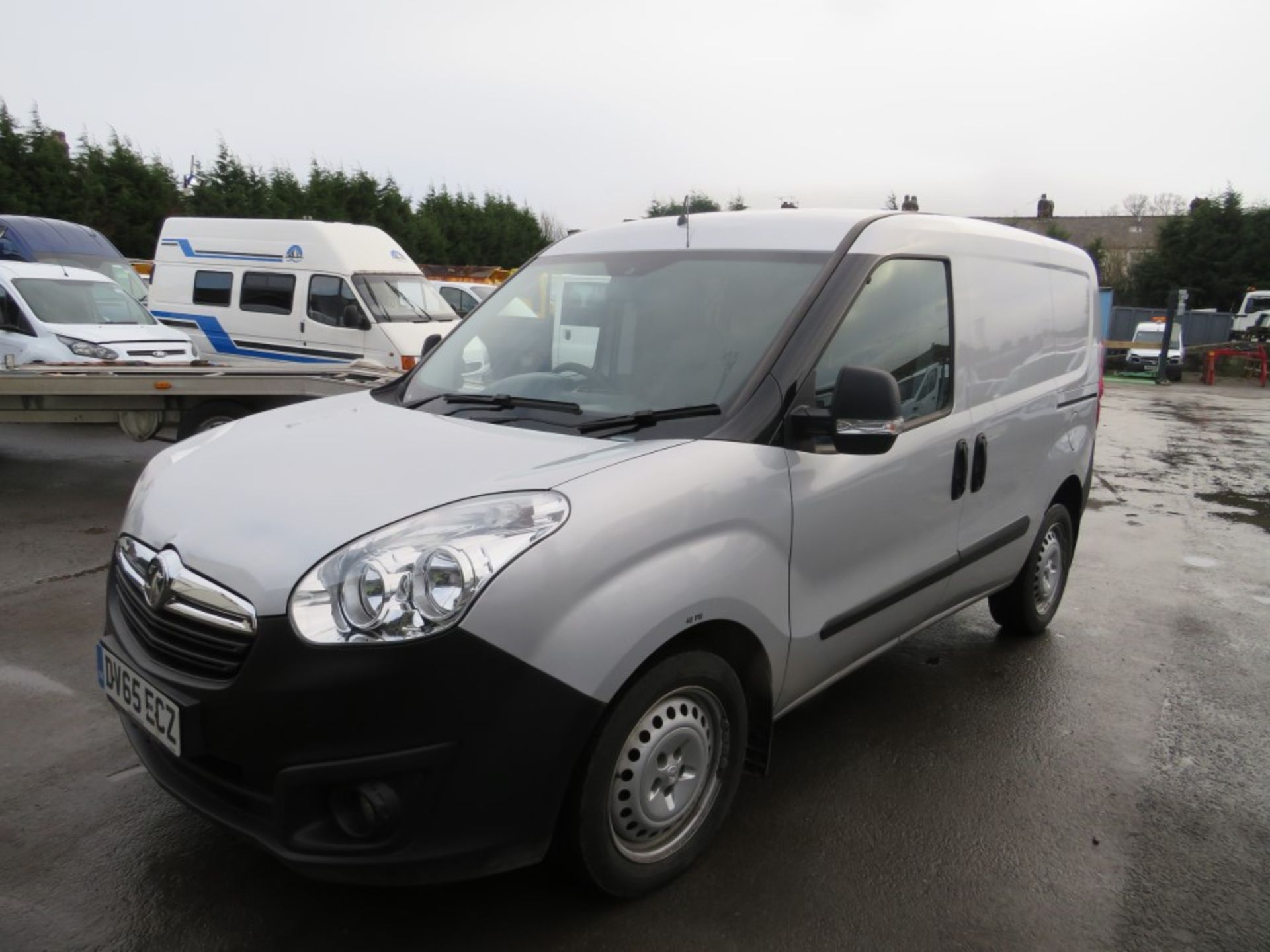 65 reg VAUXHALL COMBO 2300 CDTI SS E-FLEX, 1ST REG 10/15, TEST 09/20, 132089M WARRANTED, V5 HERE, - Image 2 of 6