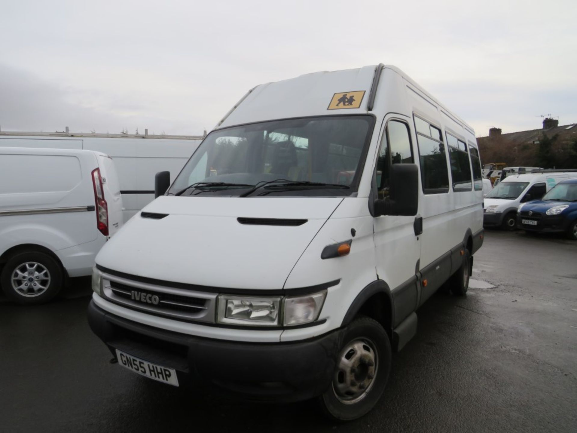 55 reg IVECO DAILY 50C13 MINIBUS, 1ST REG 12/05, TEST 04/20, 268353KM NOT WARRANTED, V5 HERE, 1 - Image 2 of 6