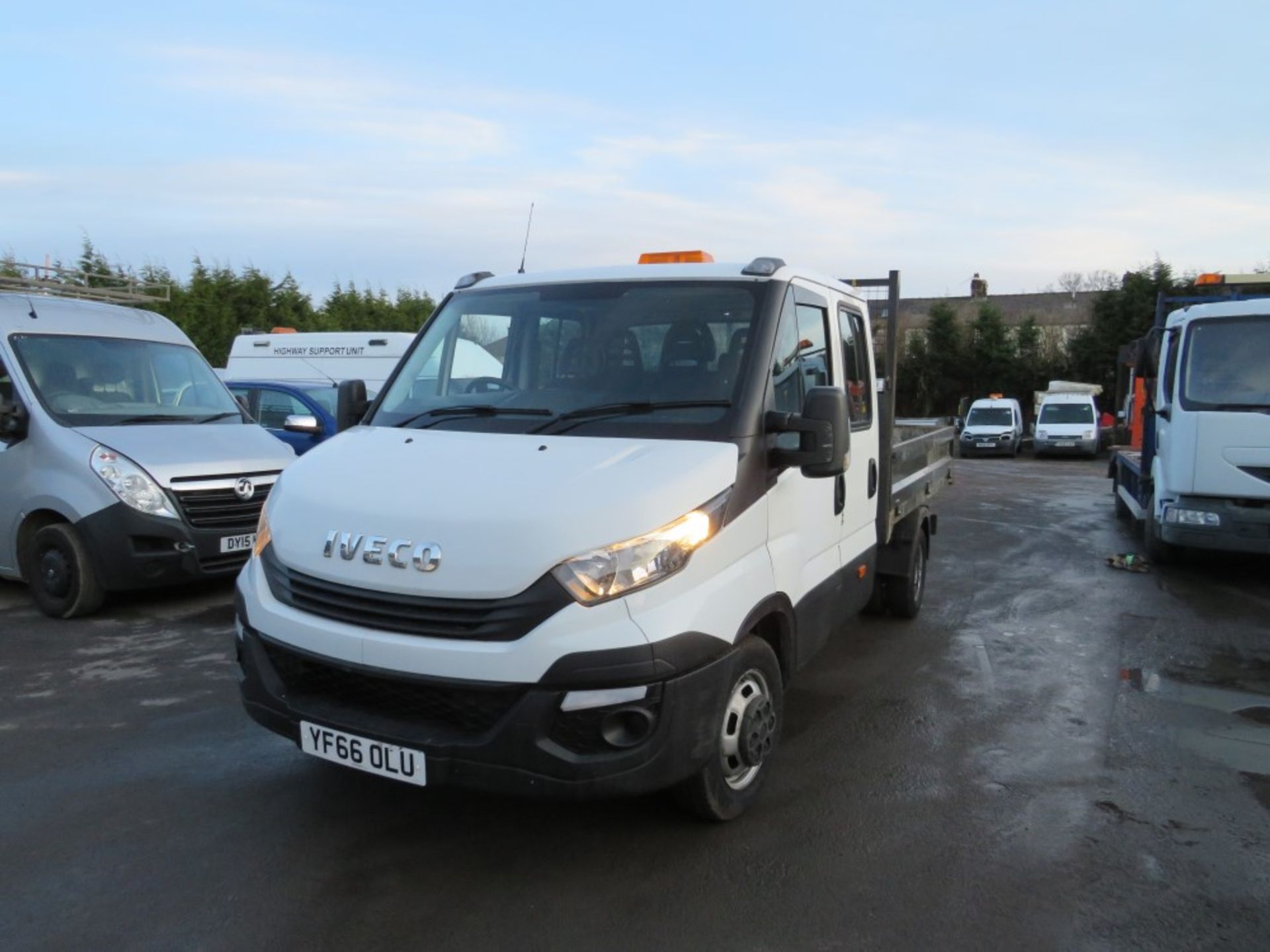 66 reg IVECO DAILY 35C14 TIPPER, 1ST REG 12/16, TEST 08/20, 102753M WARRANTED, V5 MAY FOLLOW [+ - Image 2 of 6