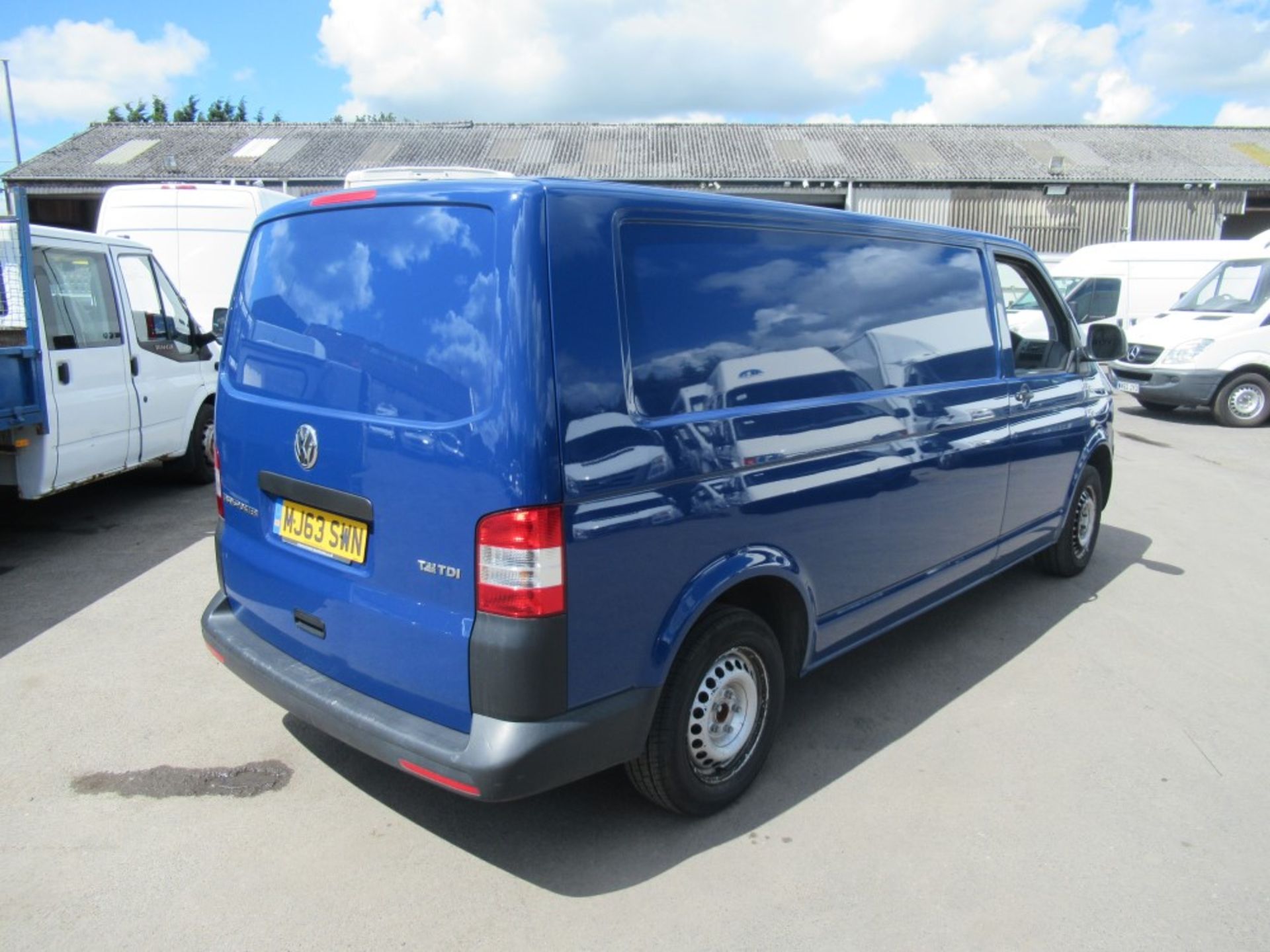 63 reg VW TRANSPORTER T32 STARTLINE TDI, 1ST REG 12/13, 193715M WARRANTED, V5 HERE, 1 OWNER FROM NEW - Image 4 of 6