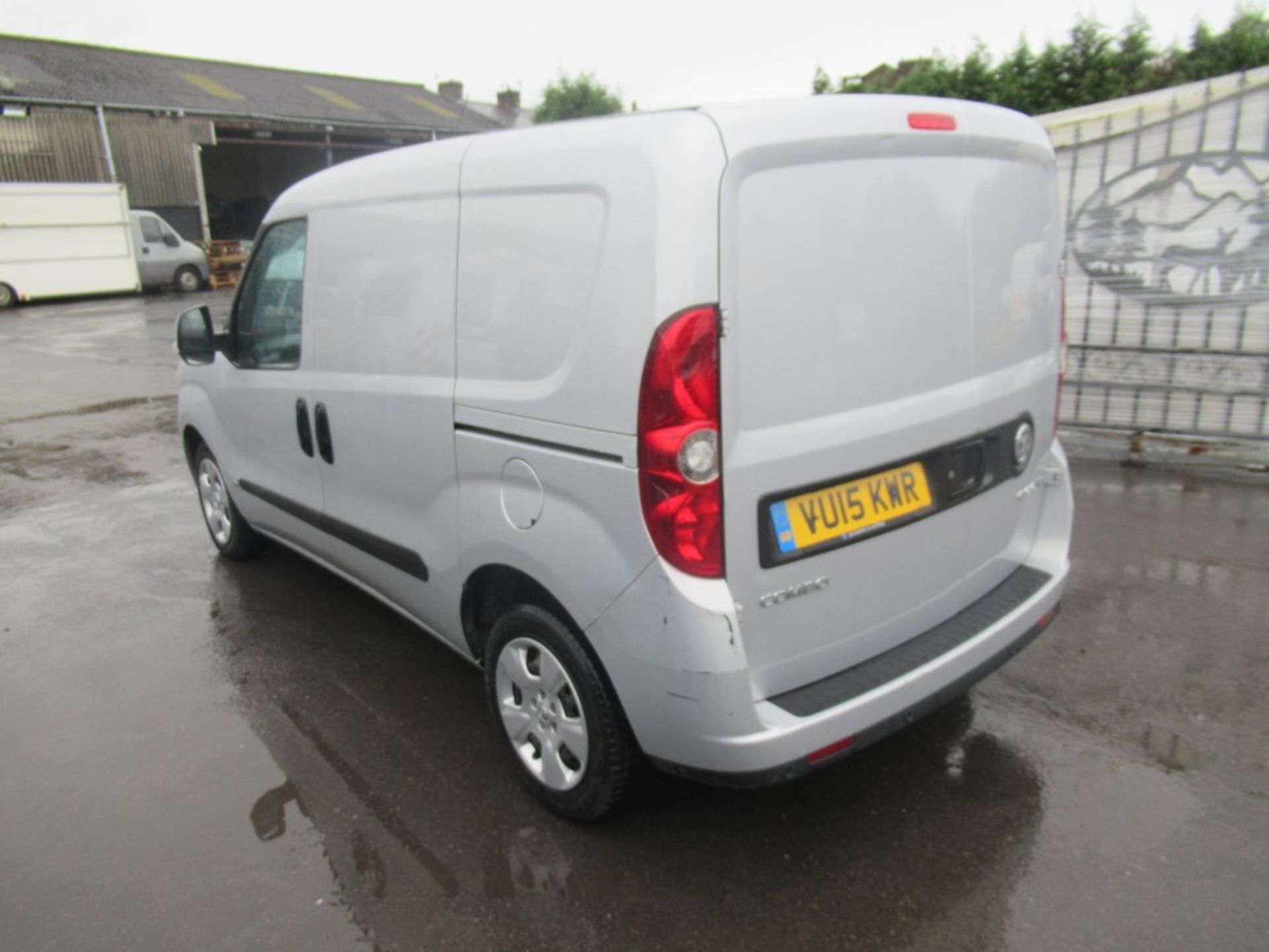 15 reg VAUXHALL COMBO 2000 CDTI S/S SPORT, 1ST REG 07/15, 109114M WARRANTED, V5 HERE, 1 OWNER FROM - Image 3 of 6