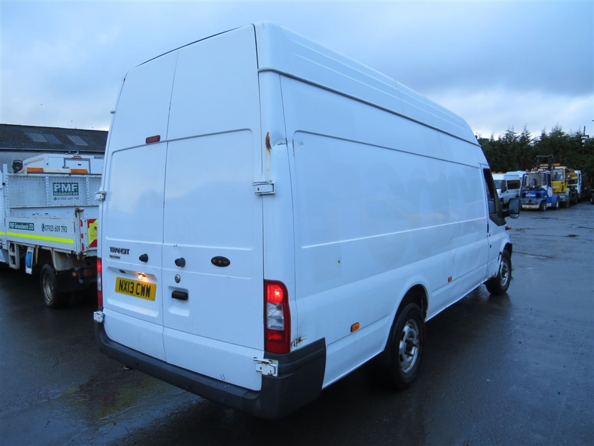 13 reg FORD TRANSIT 100 T350EF RWD, 1ST REG 08/13, 197142M WARRANTED, V5 HERE, 1 OWNER FROM NEW [+ - Image 4 of 6