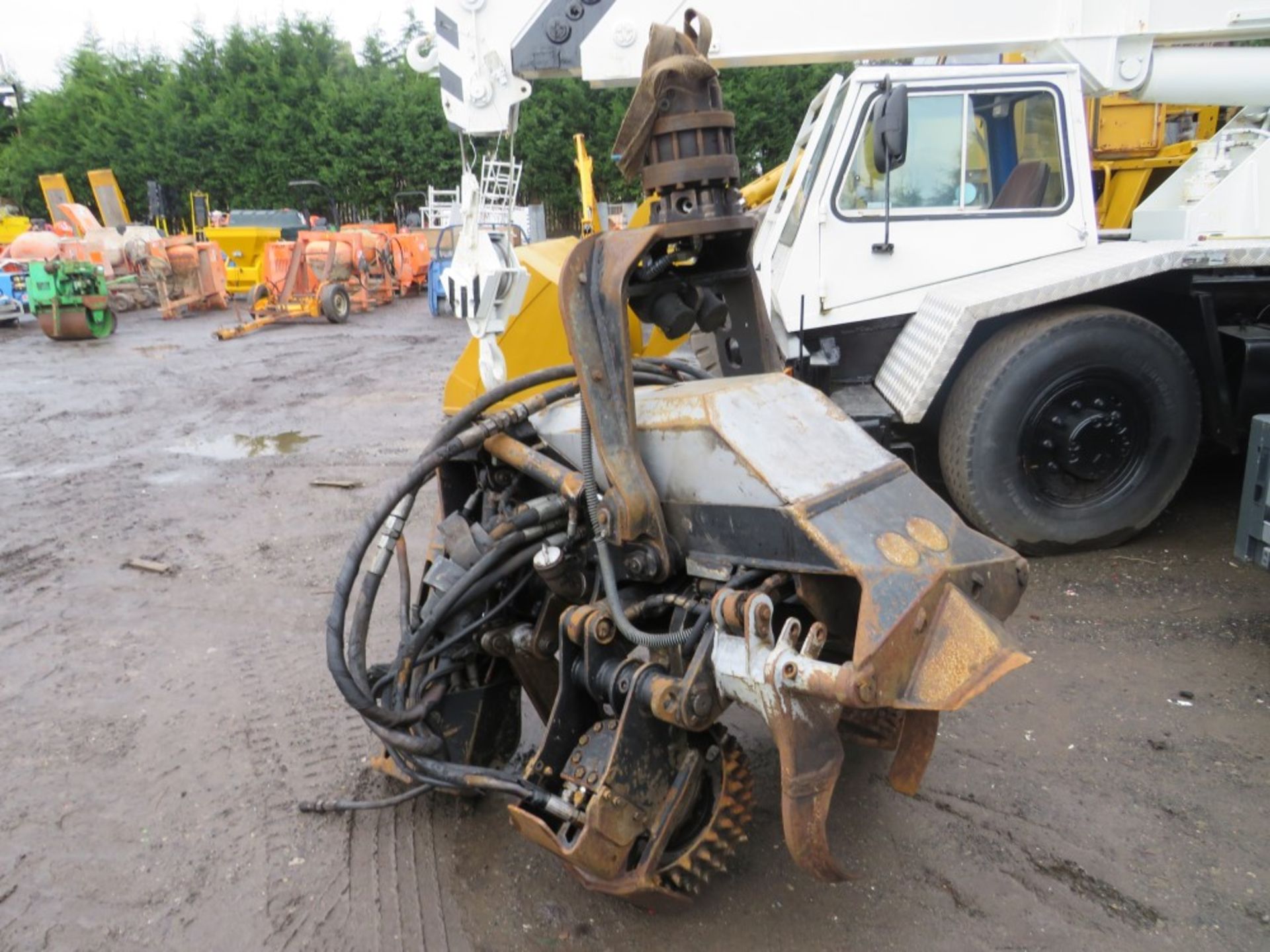 TEREX 28" ROLLER - BREAKER (3189253) (DIRECT GAP) [+ VAT]