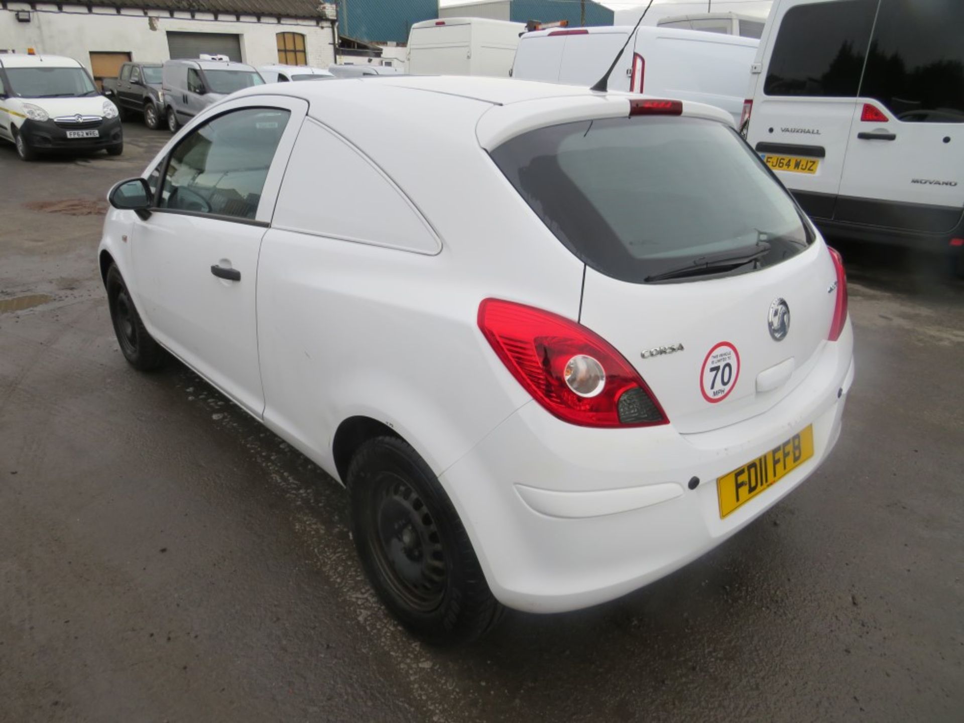 11 reg VAUXHALL CORSA CDTI VAN, 1ST REG 07/11, TEST 03/20, 71092M WARRANTED, V5 HERE, 1 FORMER - Image 3 of 6