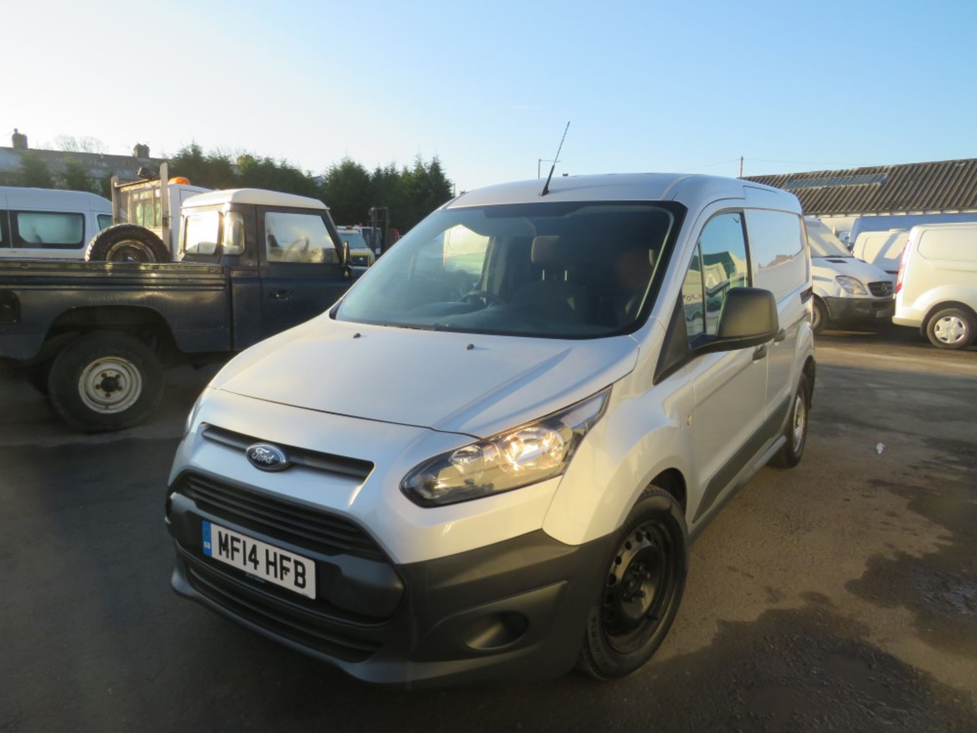 14 reg FORD TRANSIT CONNECT 200, 1ST REG 04/14, TEST 06/20, 116928M WARRANTED, V5 HERE, 1 OWNER FROM - Image 2 of 6