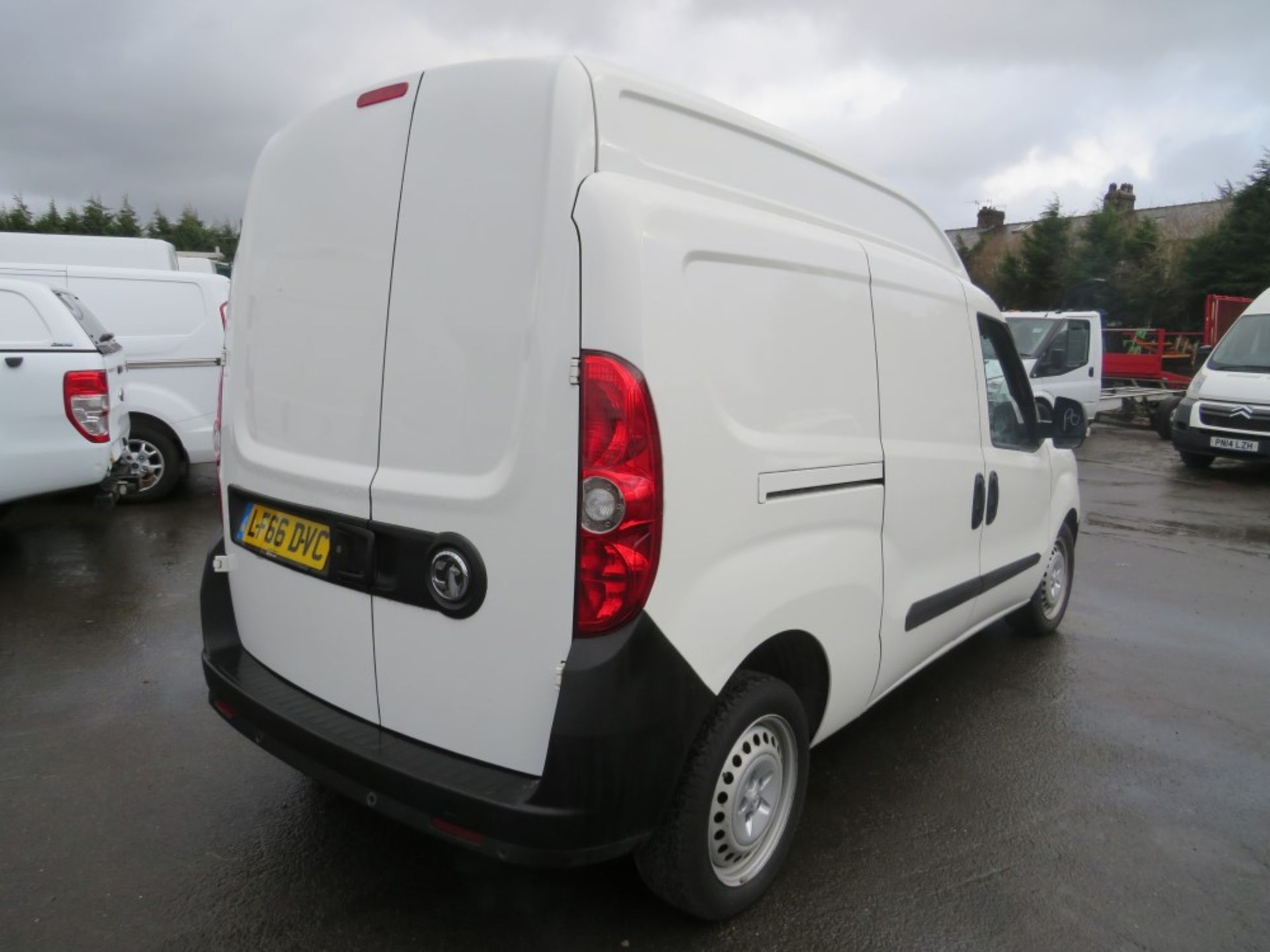 66 reg VAUXHALL COMBO 2300 CDTI S/S, 1ST REG 09/16, TEST 09/20, 111112M WARRANTED, V5 HERE, 1 - Image 4 of 6