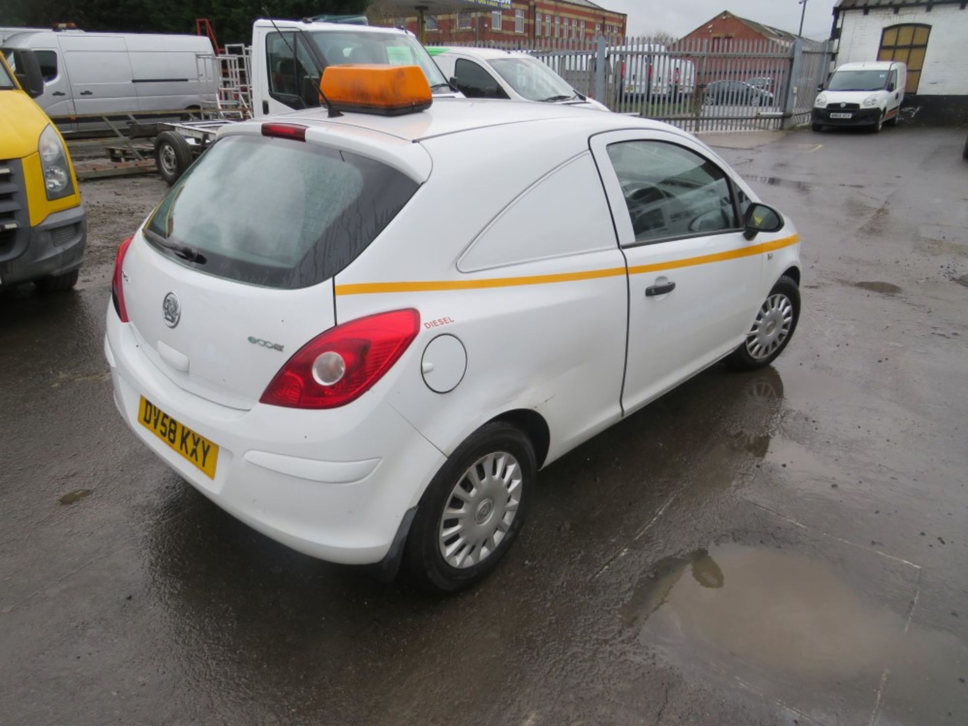 58 reg VAUXHALL CORSA CDTI VAN (DIRECT COUNCIL) 1ST REG 11/08, TEST 10/20, 110940M, V5 HERE, 1 - Image 4 of 5