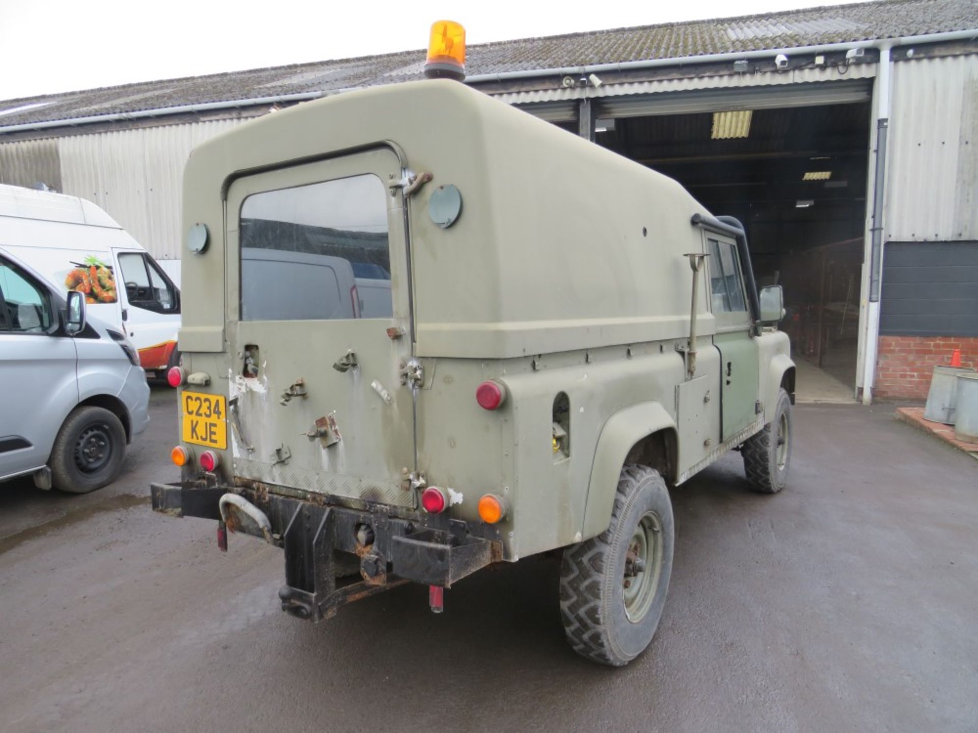 C reg LANDROVER DEFENDER 110 C/W SNOW PLOUGH, 1ST REG 12/85, TEST 01/21, 119034KM NOT WARRANTED, - Image 4 of 6