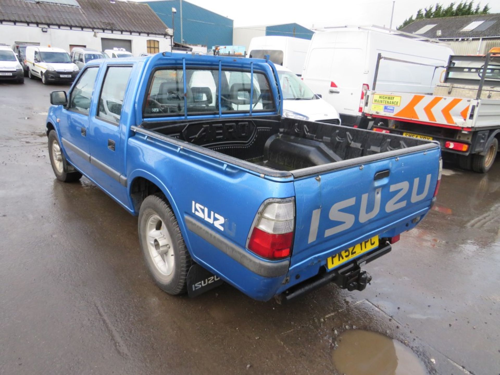 52 reg ISUZU RODEO 4 X 2 TD PICKUP, 1ST REG 03/03, TEST 04/20, 138150M WARRANTED, V5 HERE, 2 - Image 3 of 5