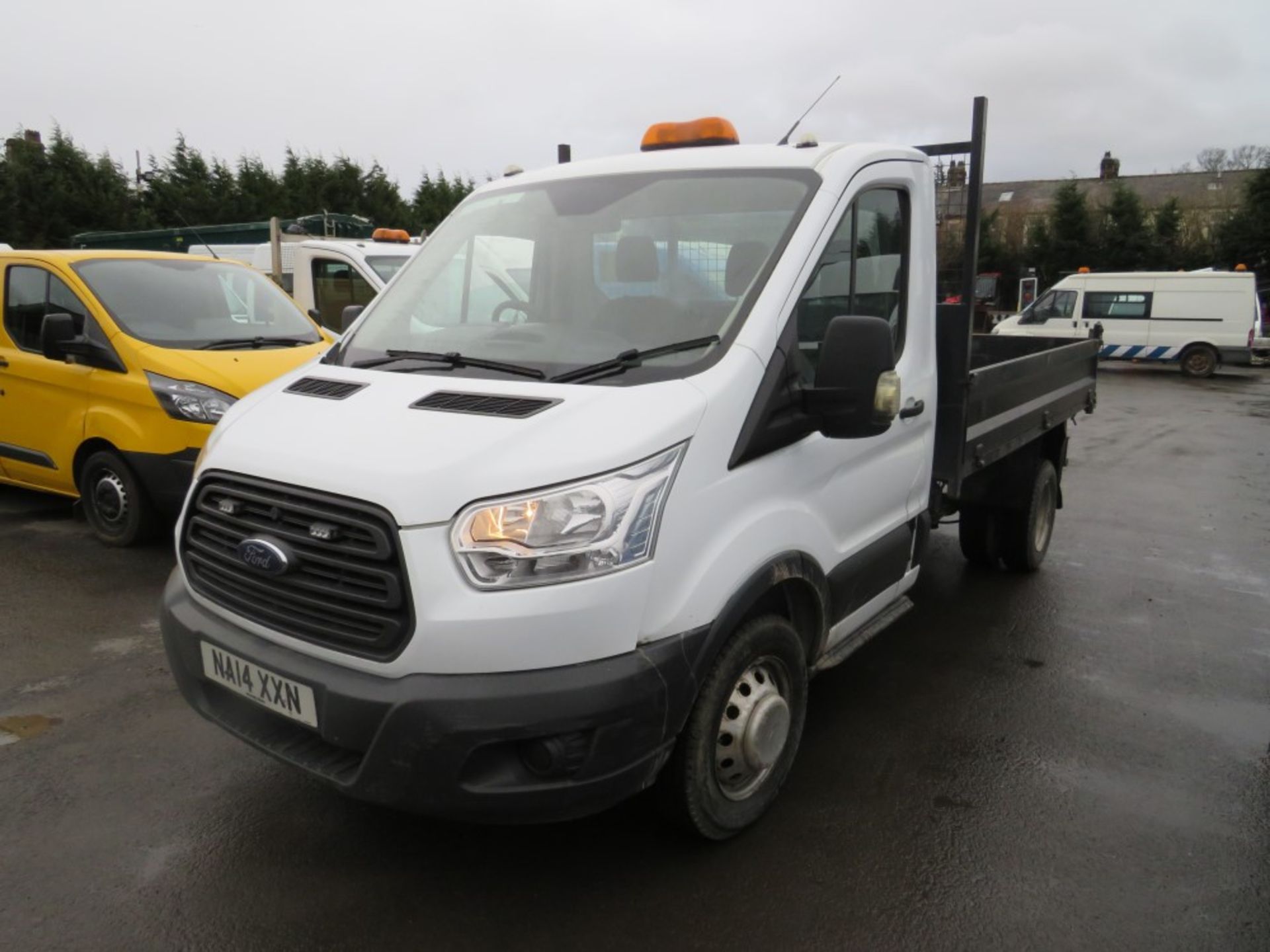 14 reg FORD TRANSIT 350 TIPPER, 1ST REG 06/14, TEST 06/20, 104428M, V5 HERE, 1 FORMER KEEPER [+ - Image 2 of 5