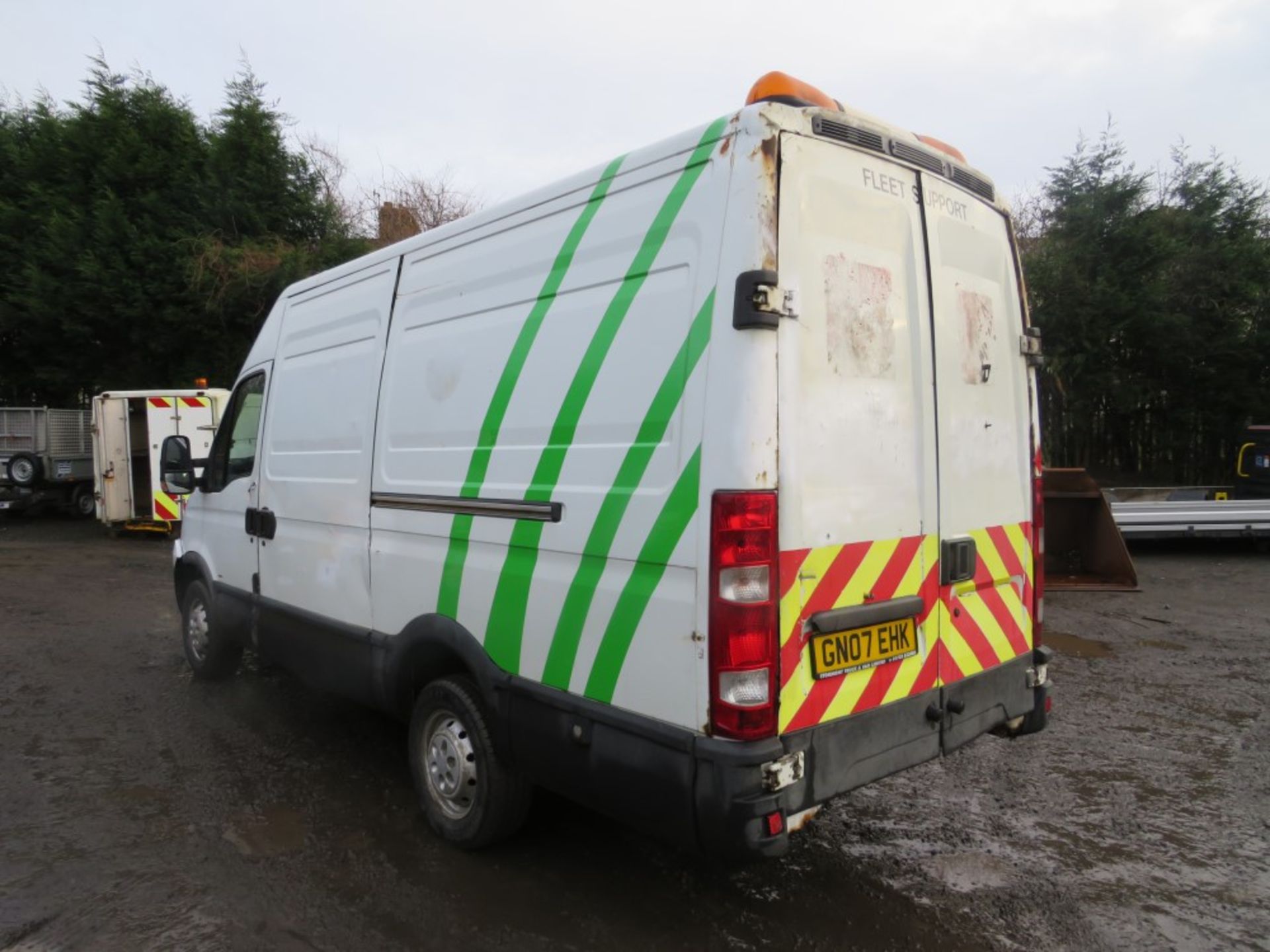 07 reg IVECO DAILY 35S12 MWB, 1ST REG 04/07, TEST 12/20, 234999M WARRANTED, V5 HERE, 1 FORMER KEEPER - Image 3 of 5