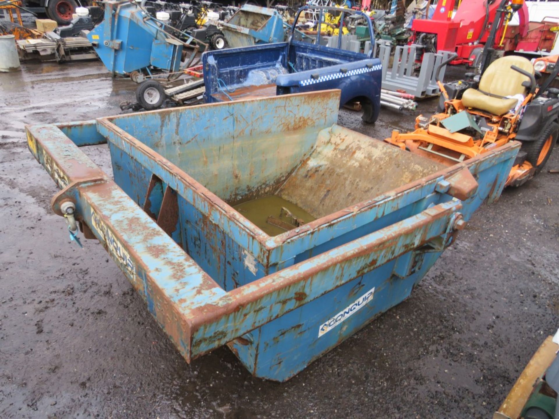 2000 LTR SELF DISCHARGE BOAT SKIP (DIRECT GAP) (3148158) [+ VAT]