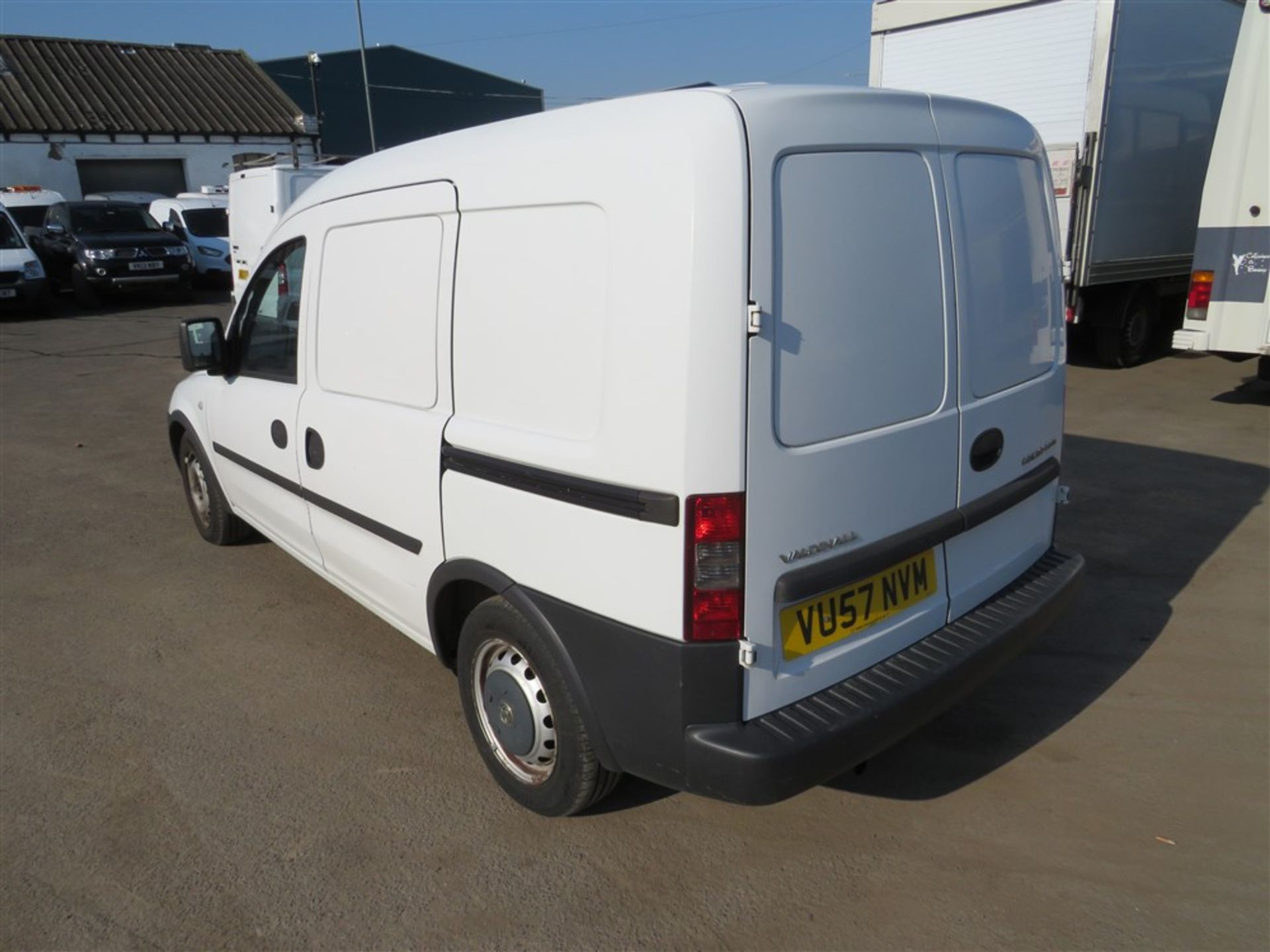 57 reg VAUXHALL COMBO 1700 CDTI VAN, 1ST REG 11/07, TEST 04/20, 116939M NOT WARRANTED, V5 HERE, 4 - Image 3 of 6