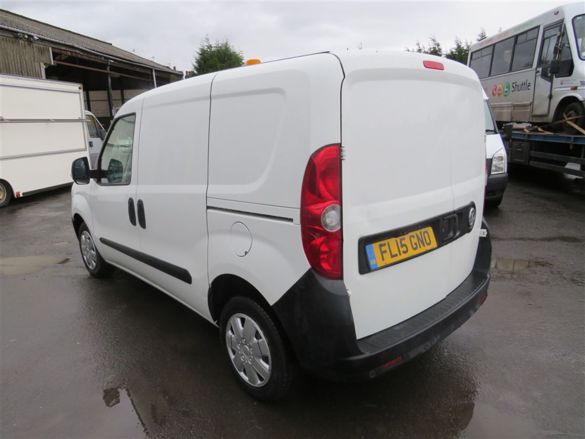 15 reg VAUXHALL COMBO 2000 CDTI SS E-FLEX, 1ST REG 05/15, TEST 03/20, 94462M WARRANTED, V5 HERE, 1 - Image 3 of 6