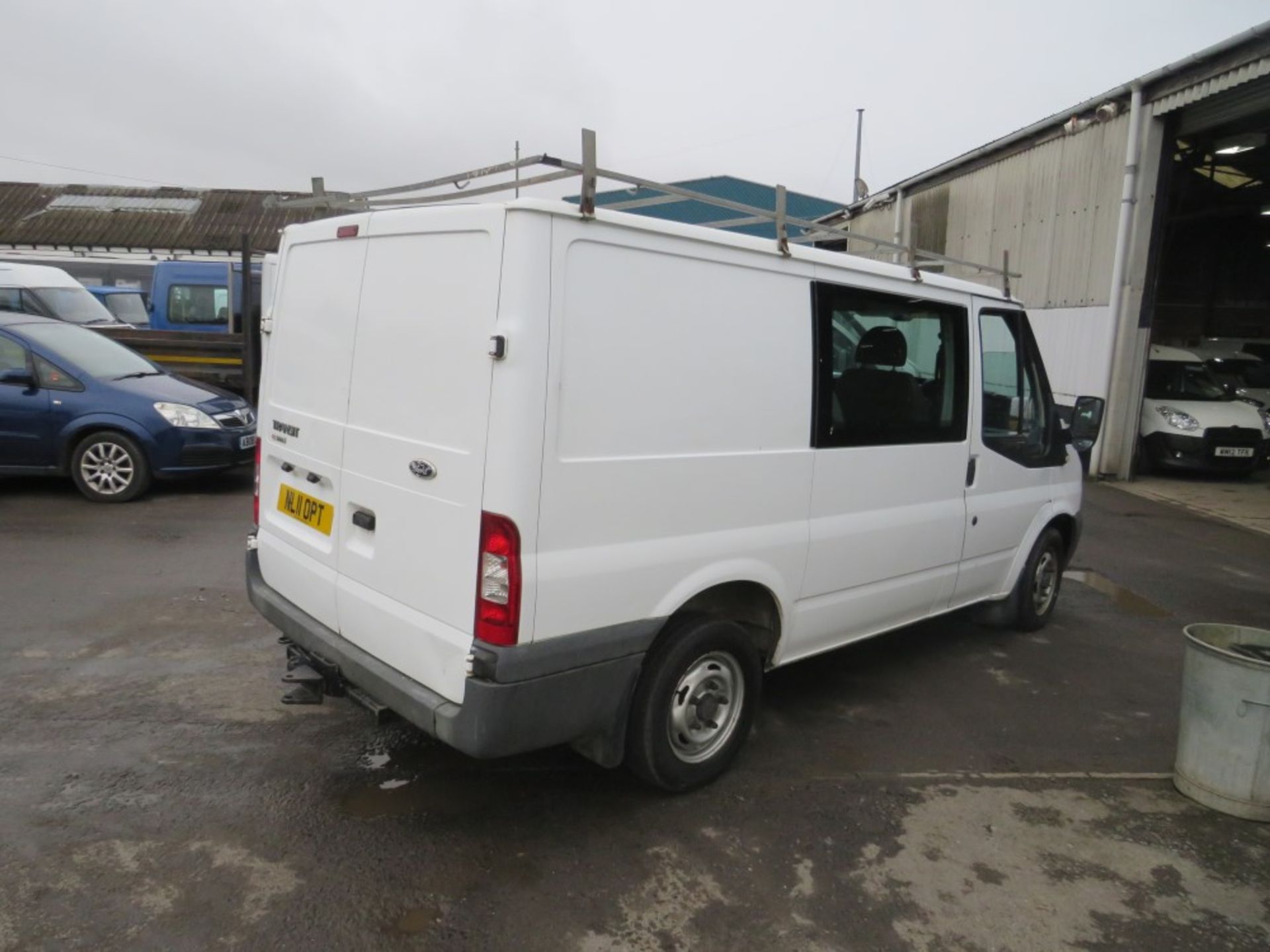 11 reg FORD TRANSIT 85 T280S D/C FWD, 1ST REG 03/11, TEST 02/21, 163483M, V5 HERE, 2 FORMER - Image 4 of 5