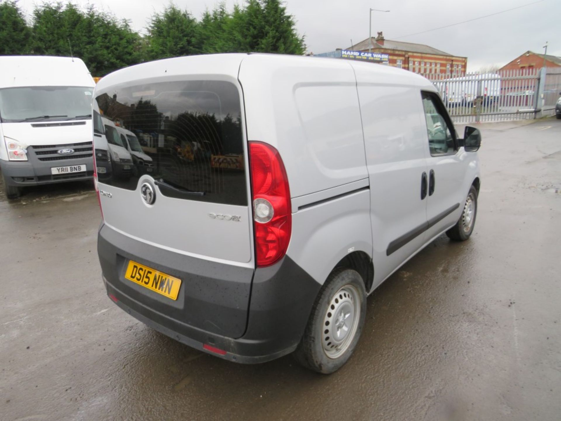 15 reg VAUXHALL COMBO 2300 CDTI SS E-FLEX, 1ST REG 07/15, TEST 09/20, 109972M WARRANTED, V5 HERE, - Image 4 of 6