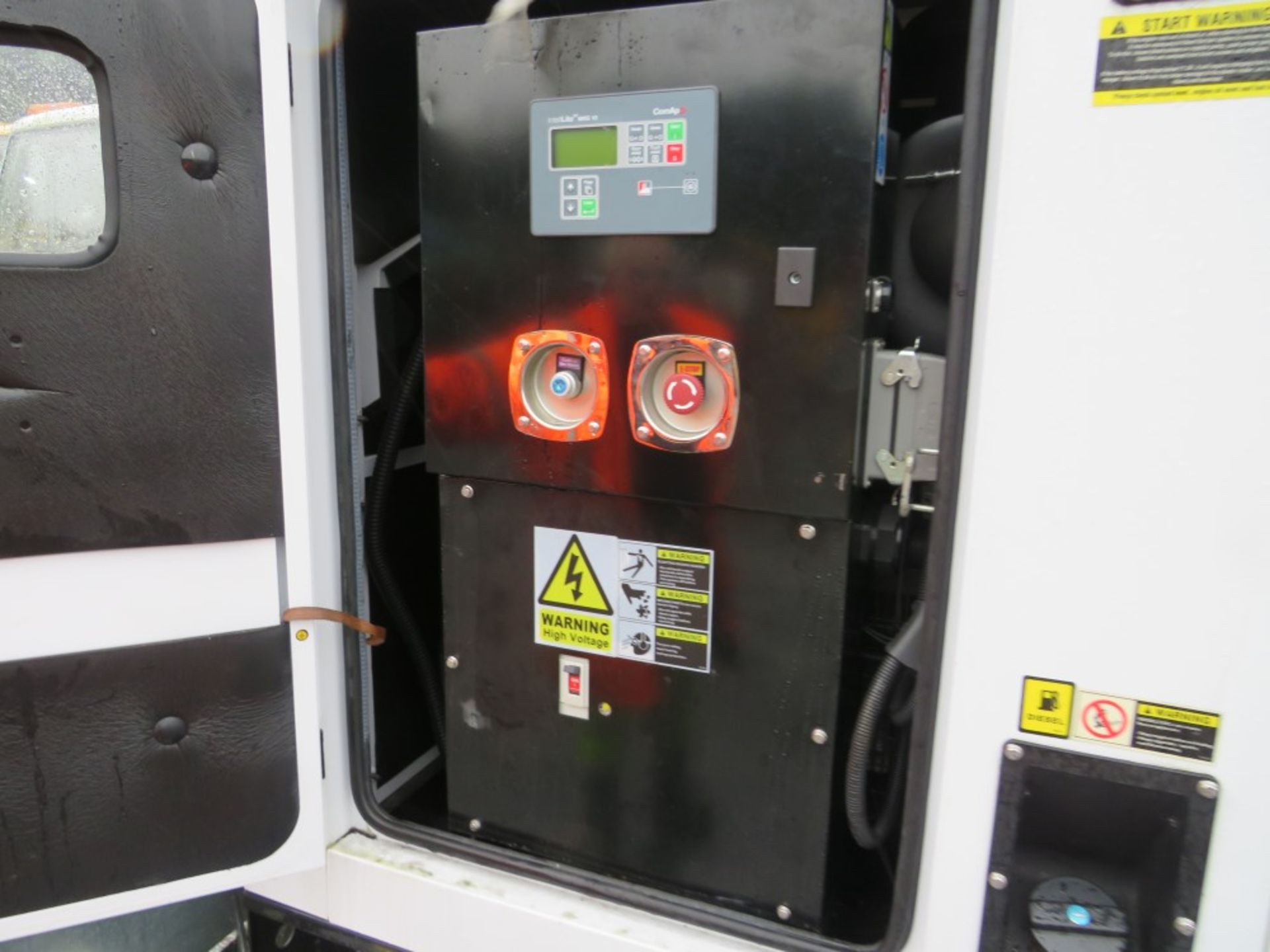 HYUNDAI 85 KVA DIESEL GENERATOR [NO VAT] - Image 3 of 3