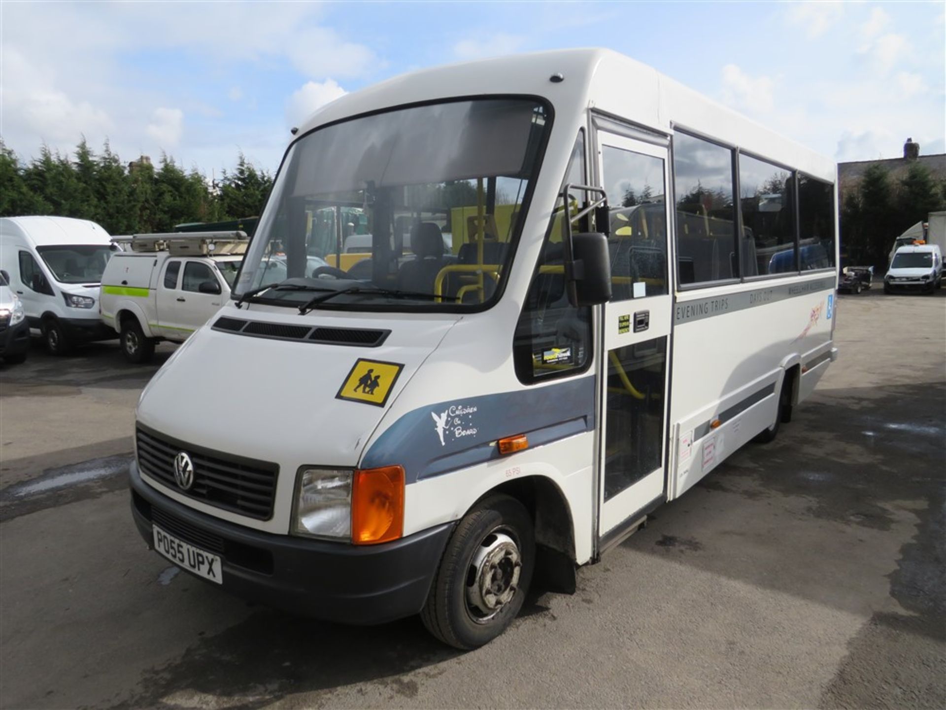 55 reg VW LT46 TDI LWB MINIBUS, LIFT, PSV TESTED WITH COIF, 1ST REG 11/05, TEST 06/20, 254231KM, 2 - Image 2 of 6