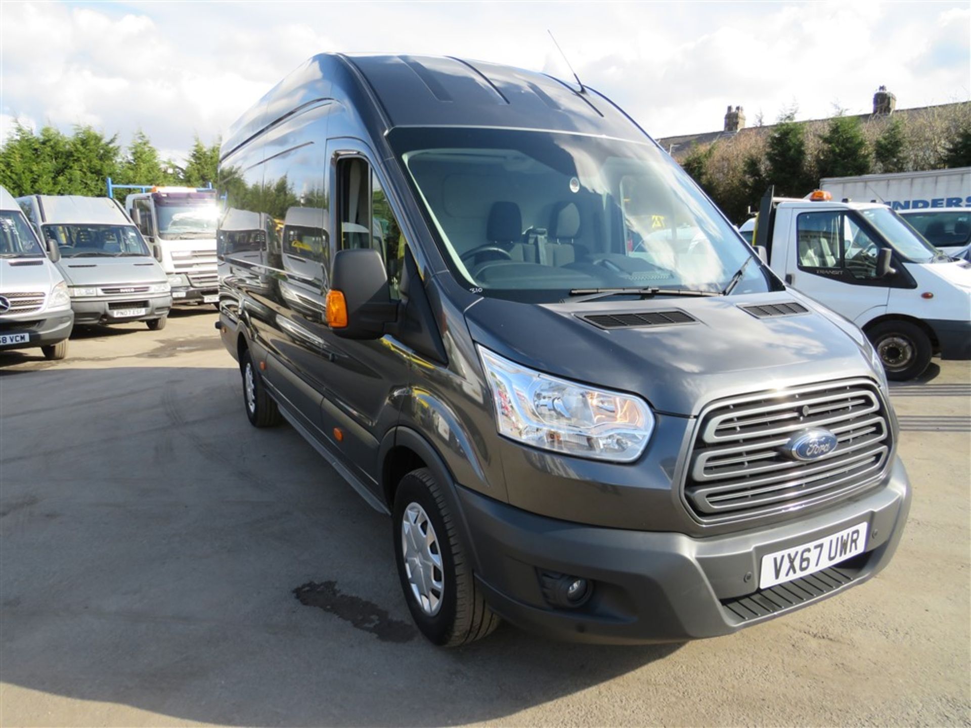 67 reg FORD TRANSIT 350 DIESEL VAN, 1ST REG 09/17, 91602M WARRANTED, V5 HERE, 1 OWNER FROM NEW [+