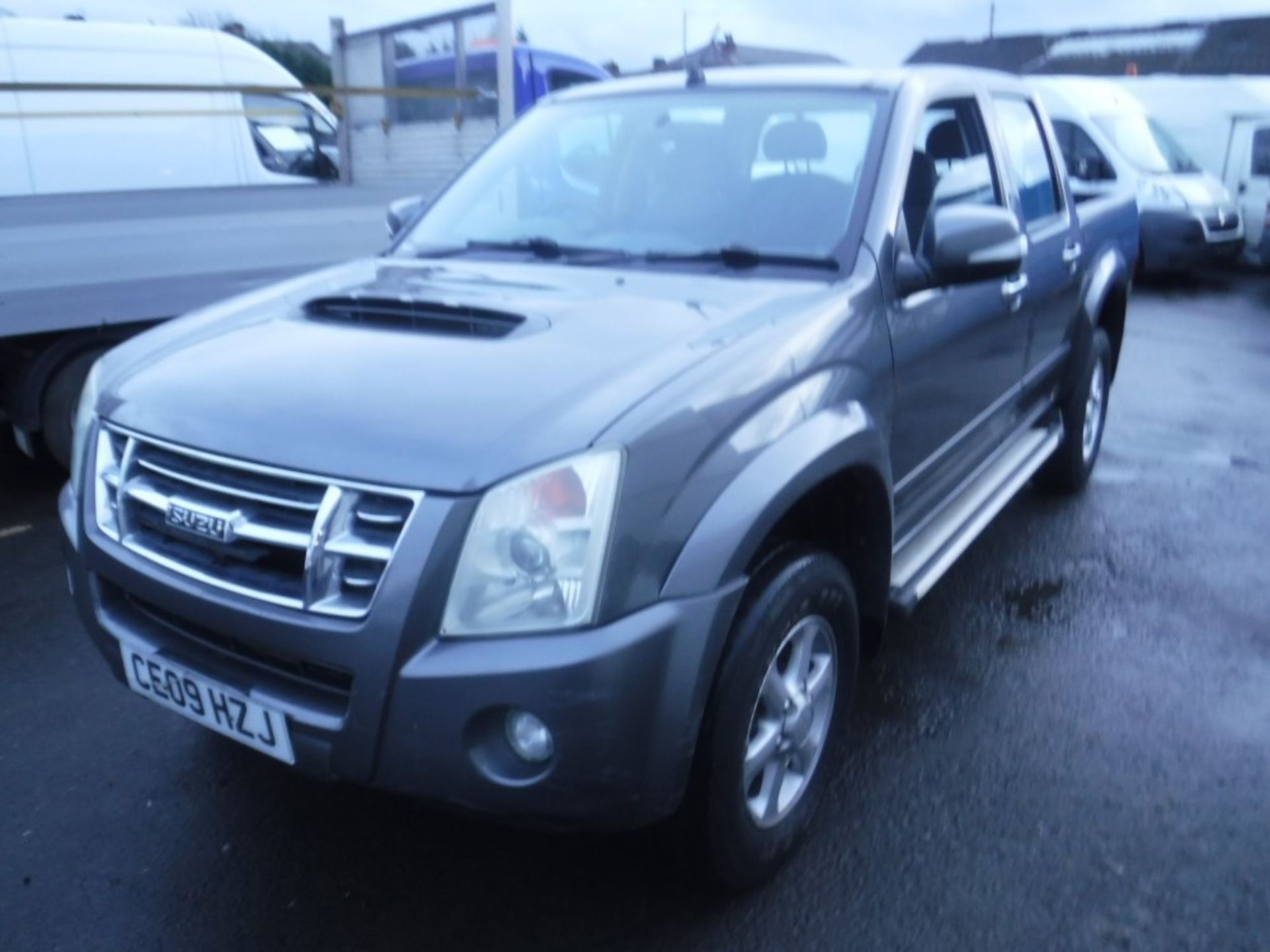 09 reg ISUZU RODEO DENVER D/C PICKUP, 1ST REG 03/09, 118858M WARRANTED, V5 HERE, 1 FORMER - Bild 2 aus 5