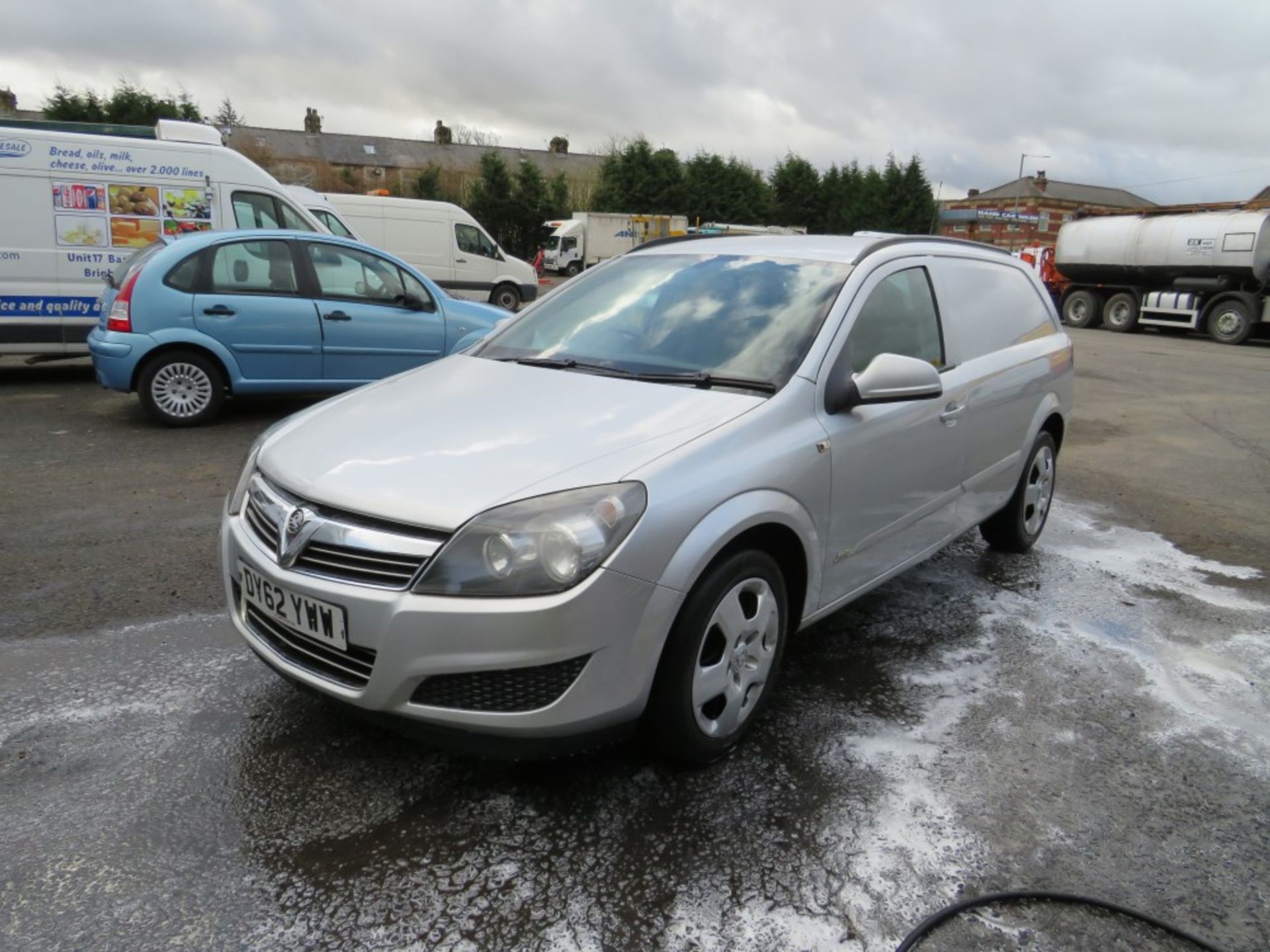 62 reg VAUXHALL ASTRA SPORTIVE CDTI VAN, 1ST REG 10/12, TEST 10/20, 234827M NOT WARRANTED, PART V5 - - Image 2 of 6