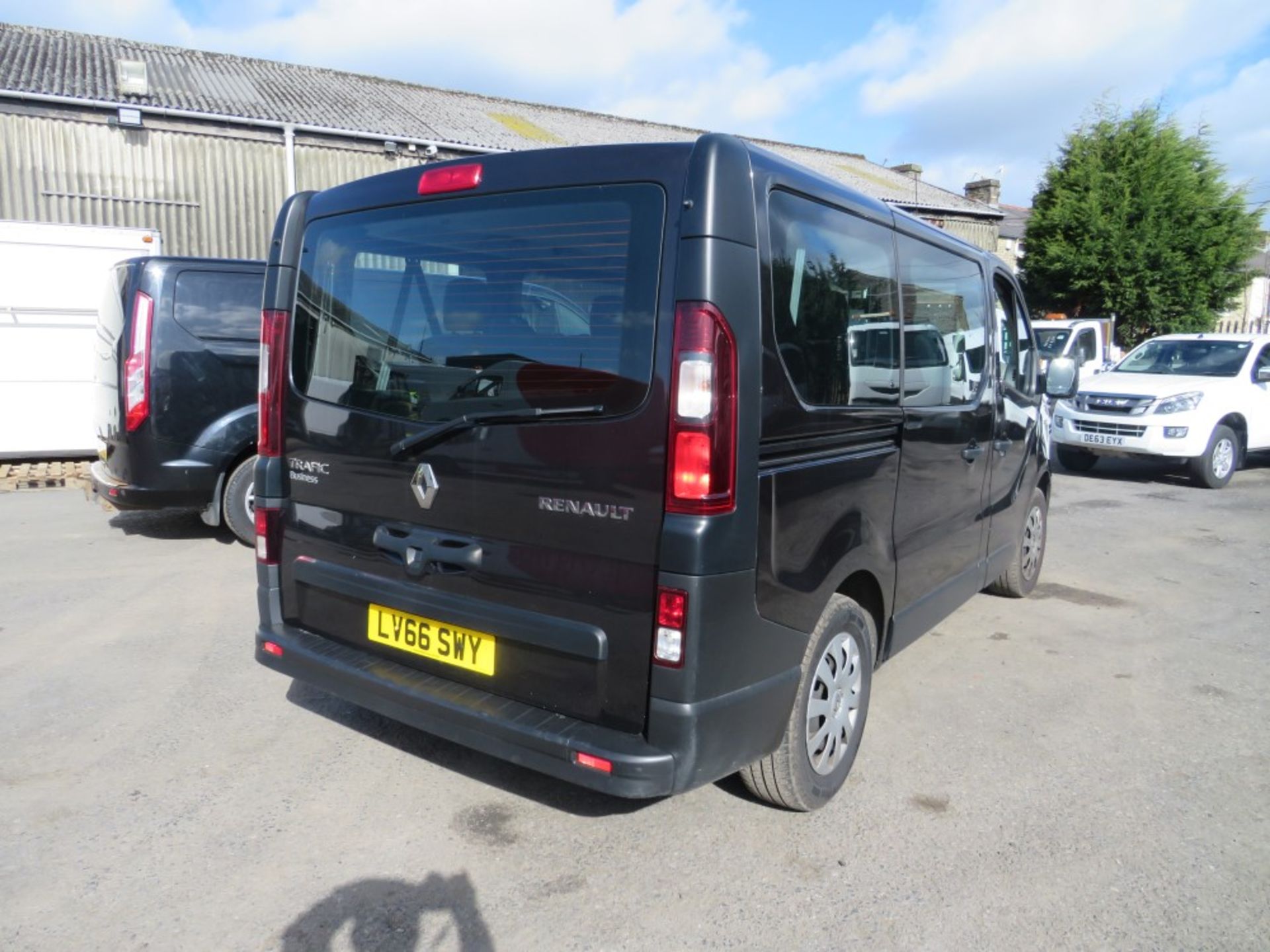 66 reg RENAULT TRAFIC SL27 BUSINESS ENERGY DCI, 1ST REG 12/16, TEST 12/20, 126439M WARRANTED, V5 - Image 4 of 6