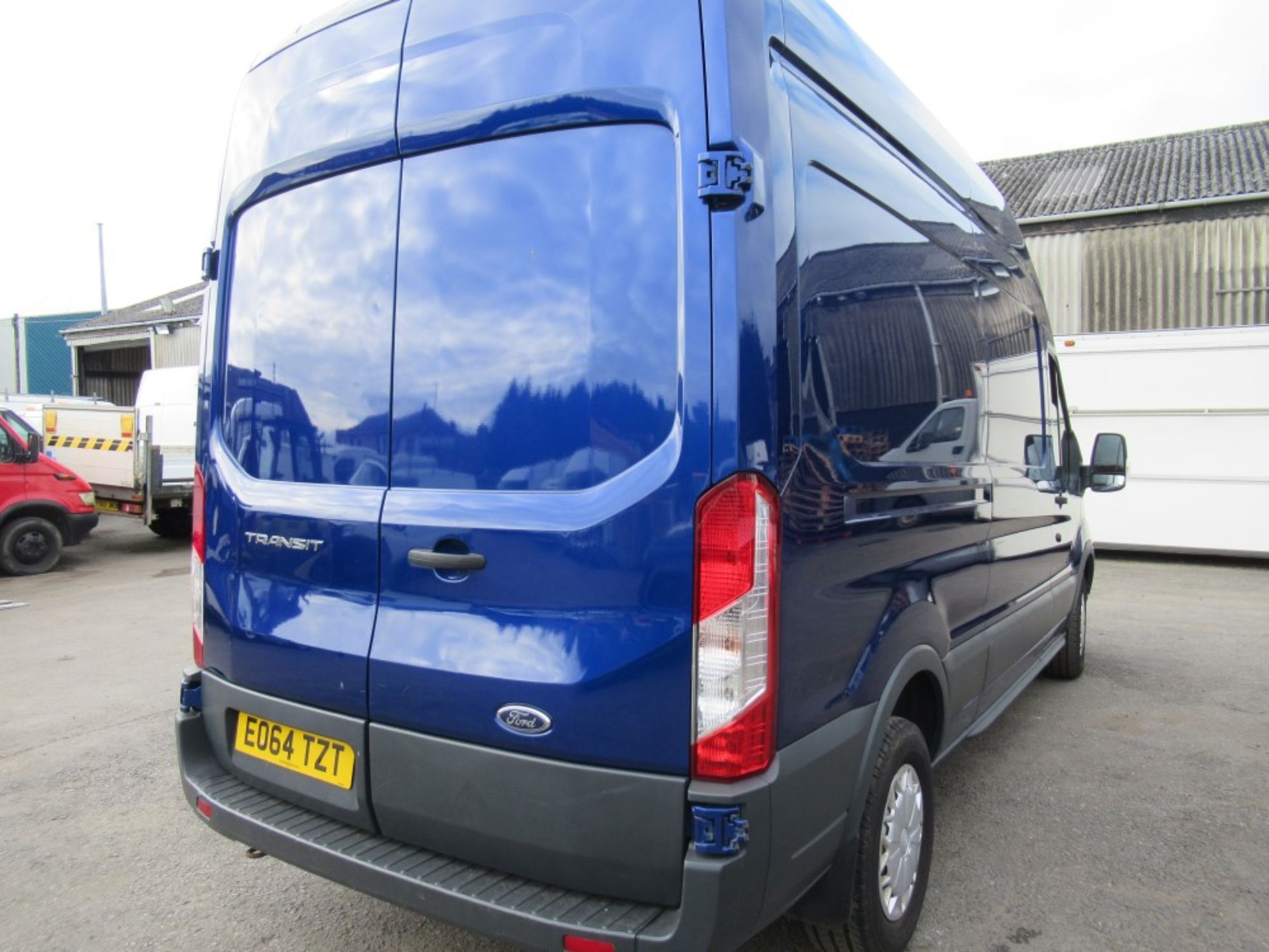 64 reg FORD TRANSIT 350 DIESEL VAN, 1ST REG 09/14, 163001M WARRANTED, V5 HERE, 2 FORMER KEEPERS [+ - Bild 4 aus 6