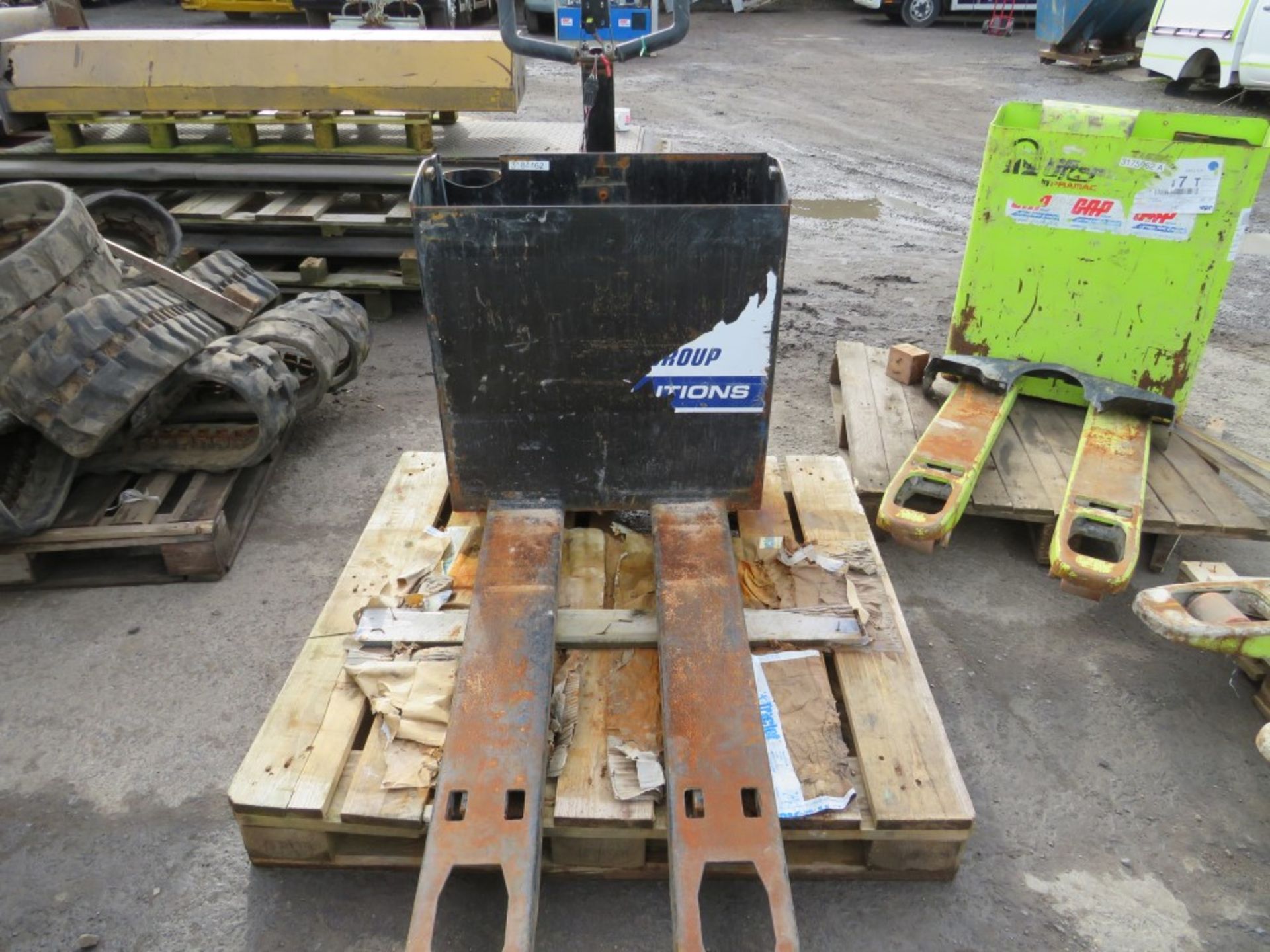 POWERED PALLET TRUCK (3184462) (DIRECT GAP)[+ VAT]