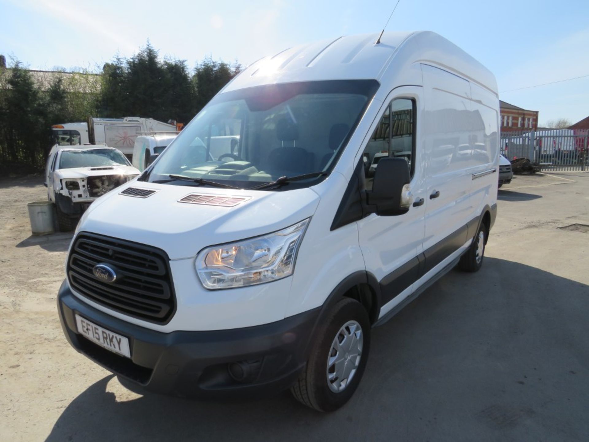 15 reg FORD TRANSIT 350 L3 DIESEL RWD, 1ST REG 06/15, 89808M WARRANTED, NO V5 [+ VAT] - Image 2 of 6