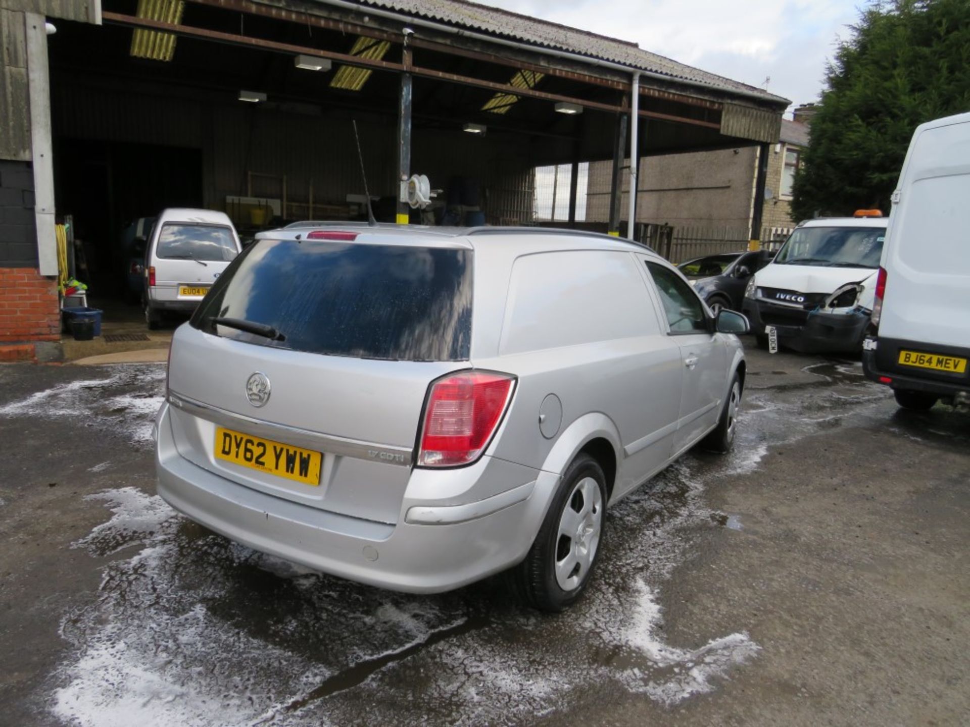 62 reg VAUXHALL ASTRA SPORTIVE CDTI VAN, 1ST REG 10/12, TEST 10/20, 234827M NOT WARRANTED, PART V5 - - Image 4 of 6