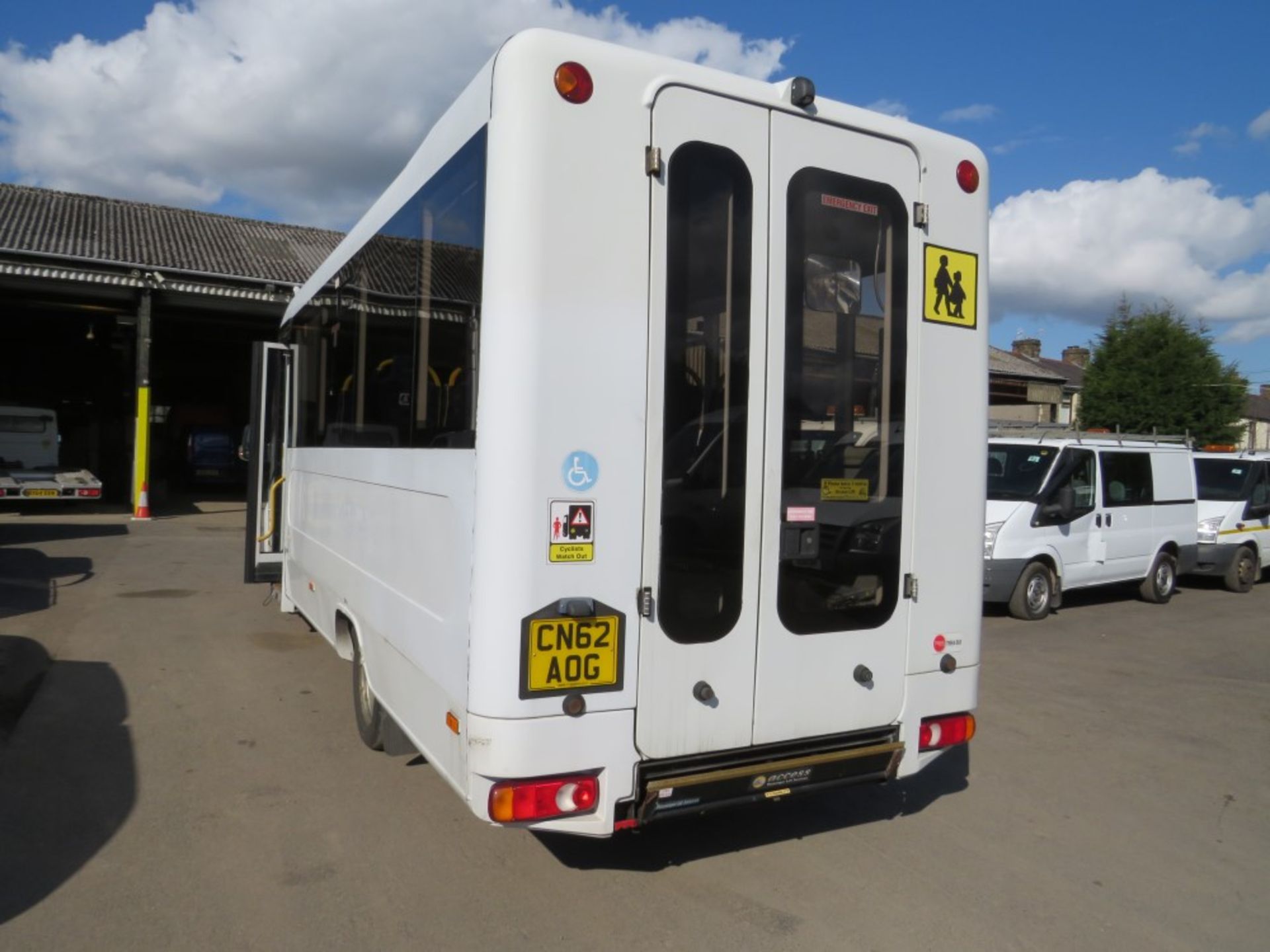 62 reg MERCEDES SPRINTER 513 CDI MINIBUS (DIRECT COUNCIL) 1ST REG 12/12, TEST 11/20, 59791M. V5 - Image 3 of 6