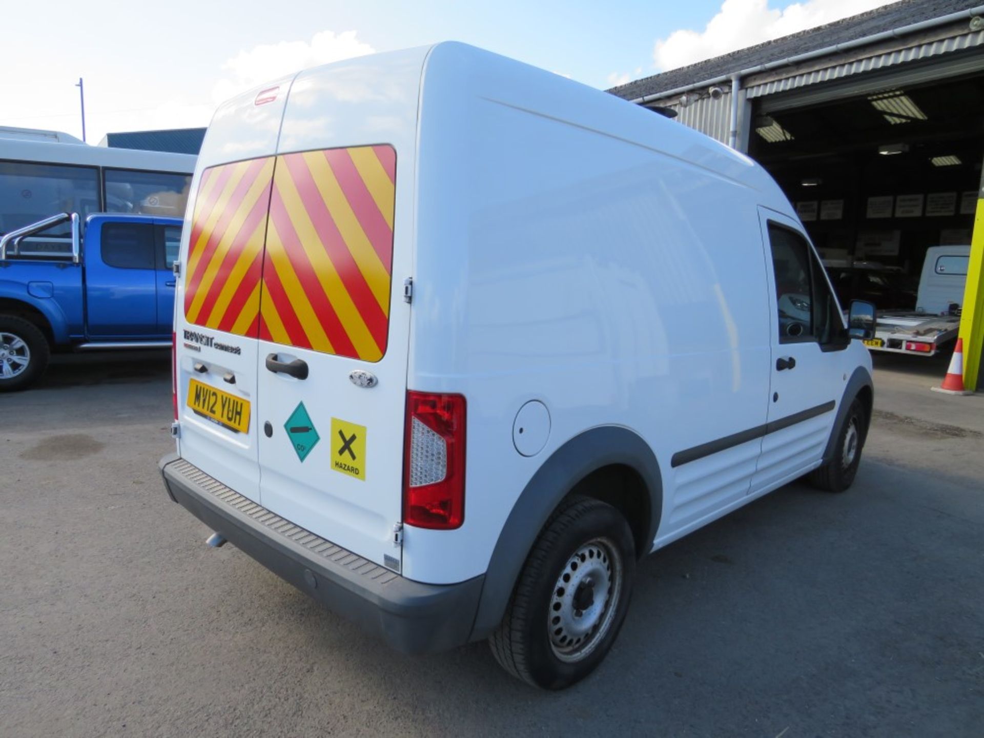 12 reg FORD TRANSIT CONNECT 90 T230 (DIRECT COUNCIL) 1ST REG 03/12, TEST 02/21, 30640M, V5 HERE, 1 - Image 4 of 6